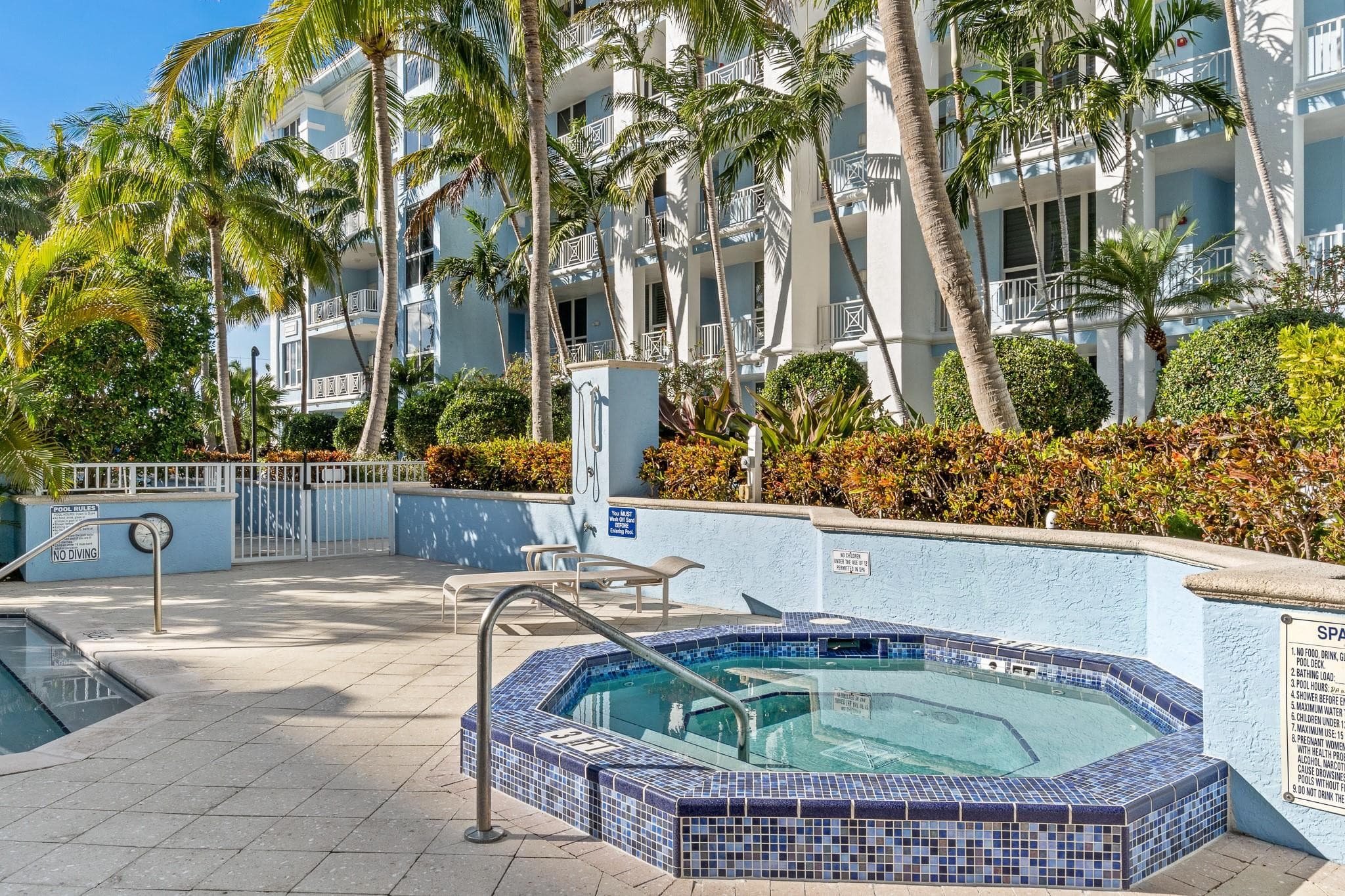 701 SE 21st Avenue 304, Deerfield Beach, FL 33441 — photo 23 of 32