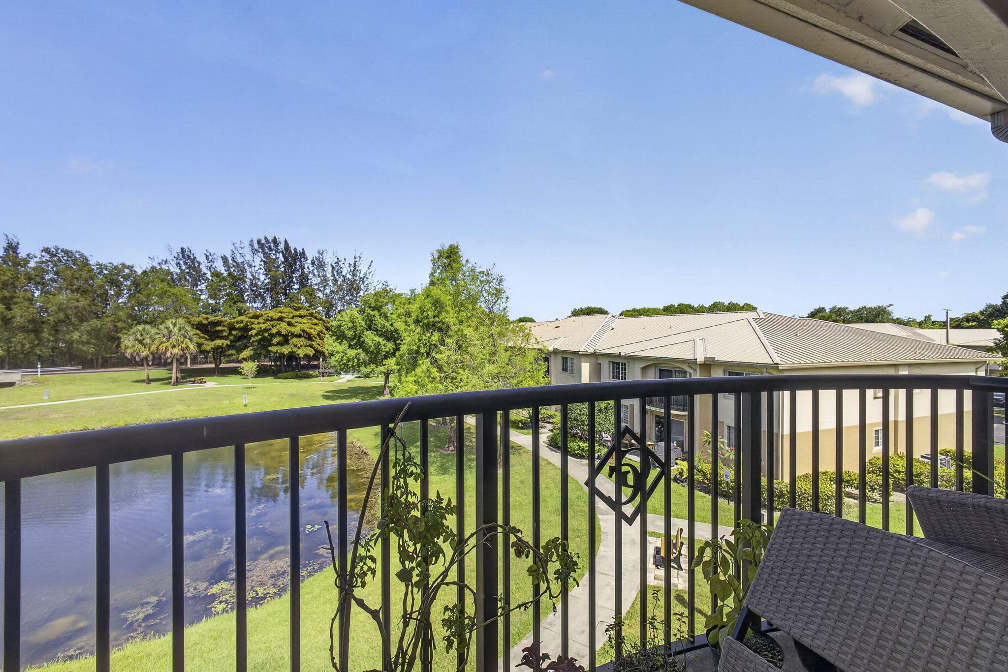 800 S Crestwood Ct Court S 809, Royal Palm Beach, FL 33411 — photo 32 of 55