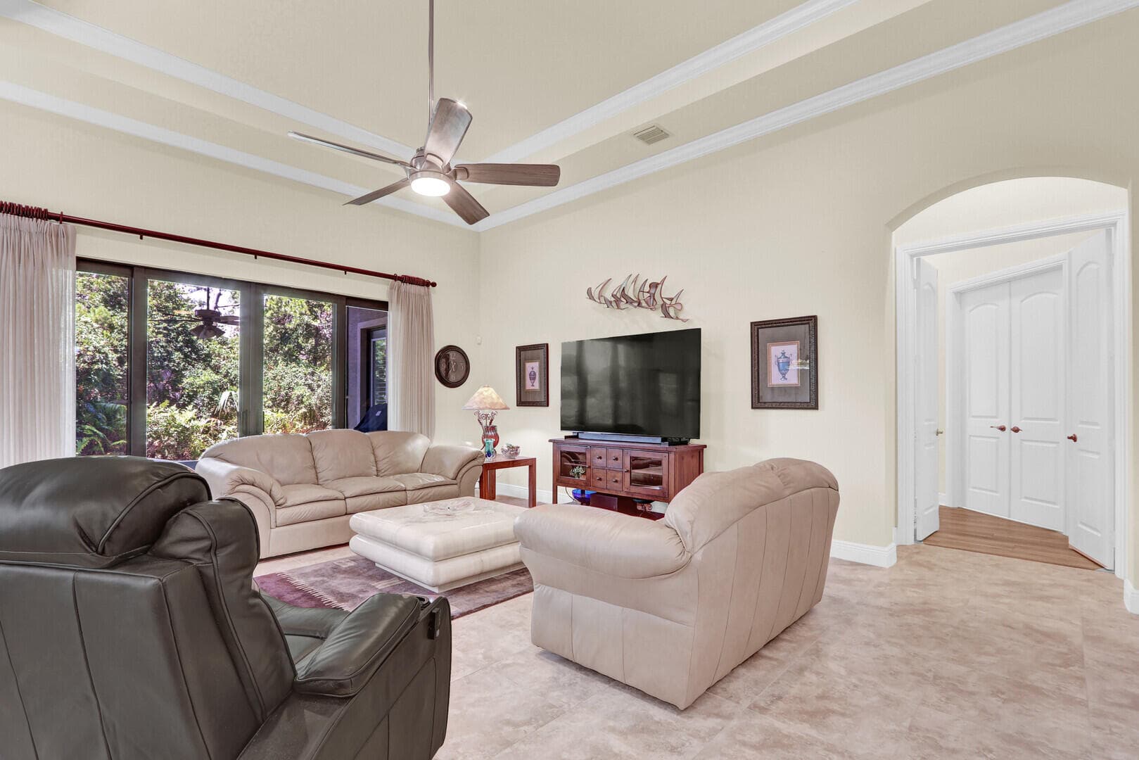 1042 NE Savanna Oaks Way, Jensen Beach, FL 34957 — photo 22 of 54