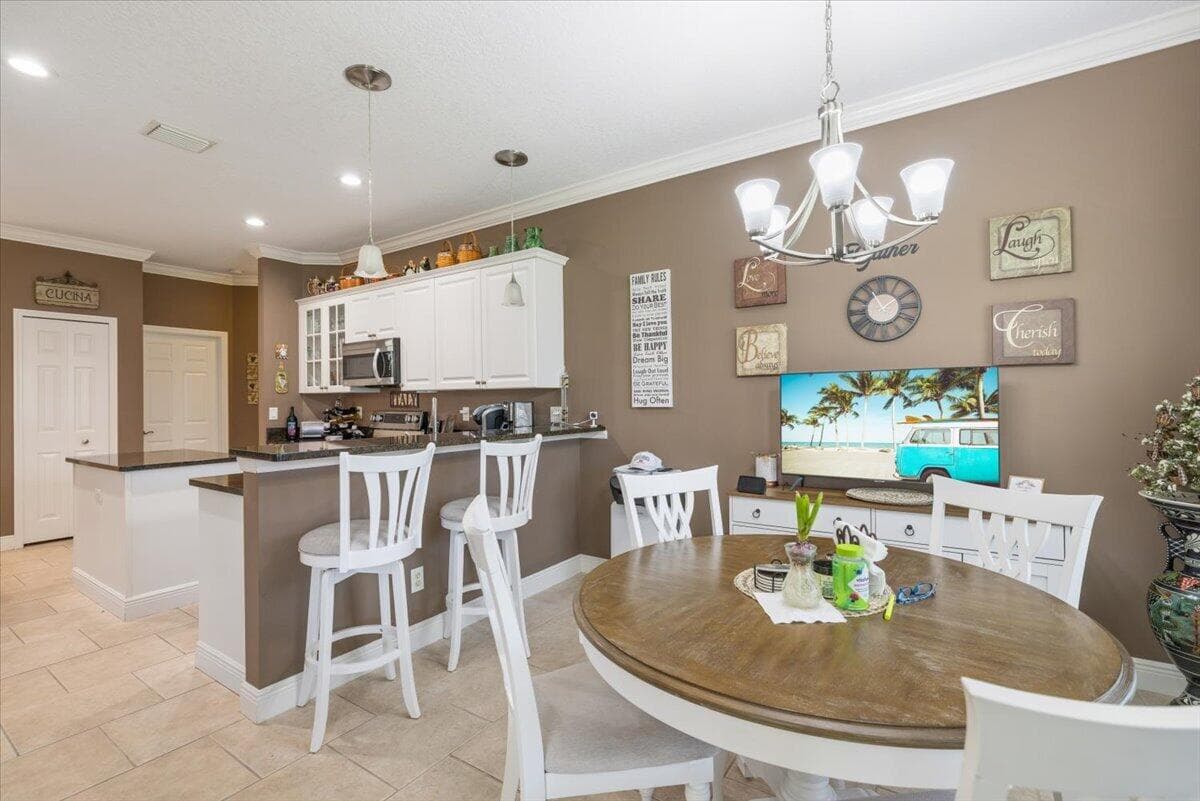 5828 Pine Ridge Circle, Vero Beach, FL 32967 — photo 15 of 40