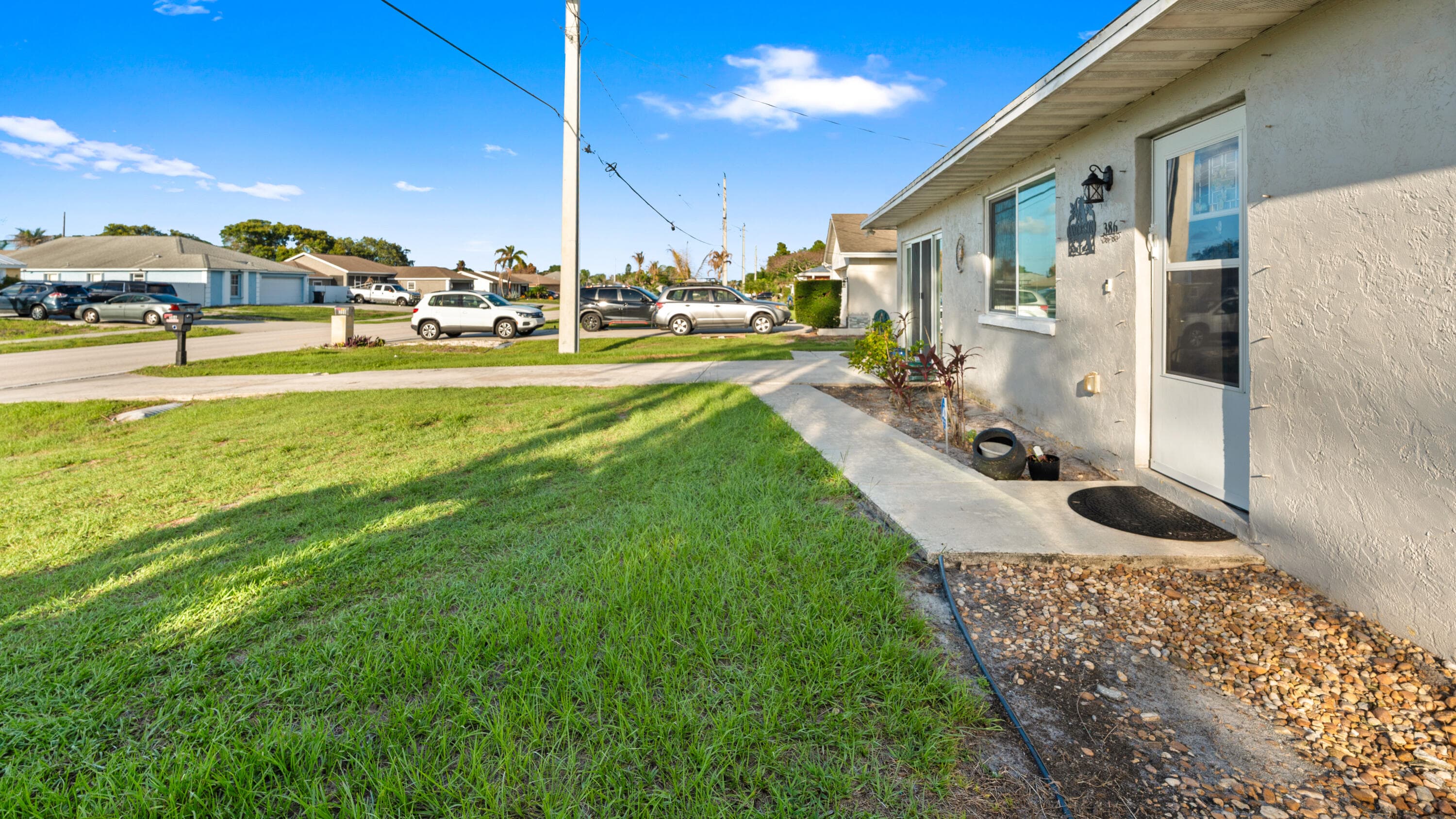 386 SE Oakridge Drive, Port St. Lucie, FL 34984 — photo 3 of 44