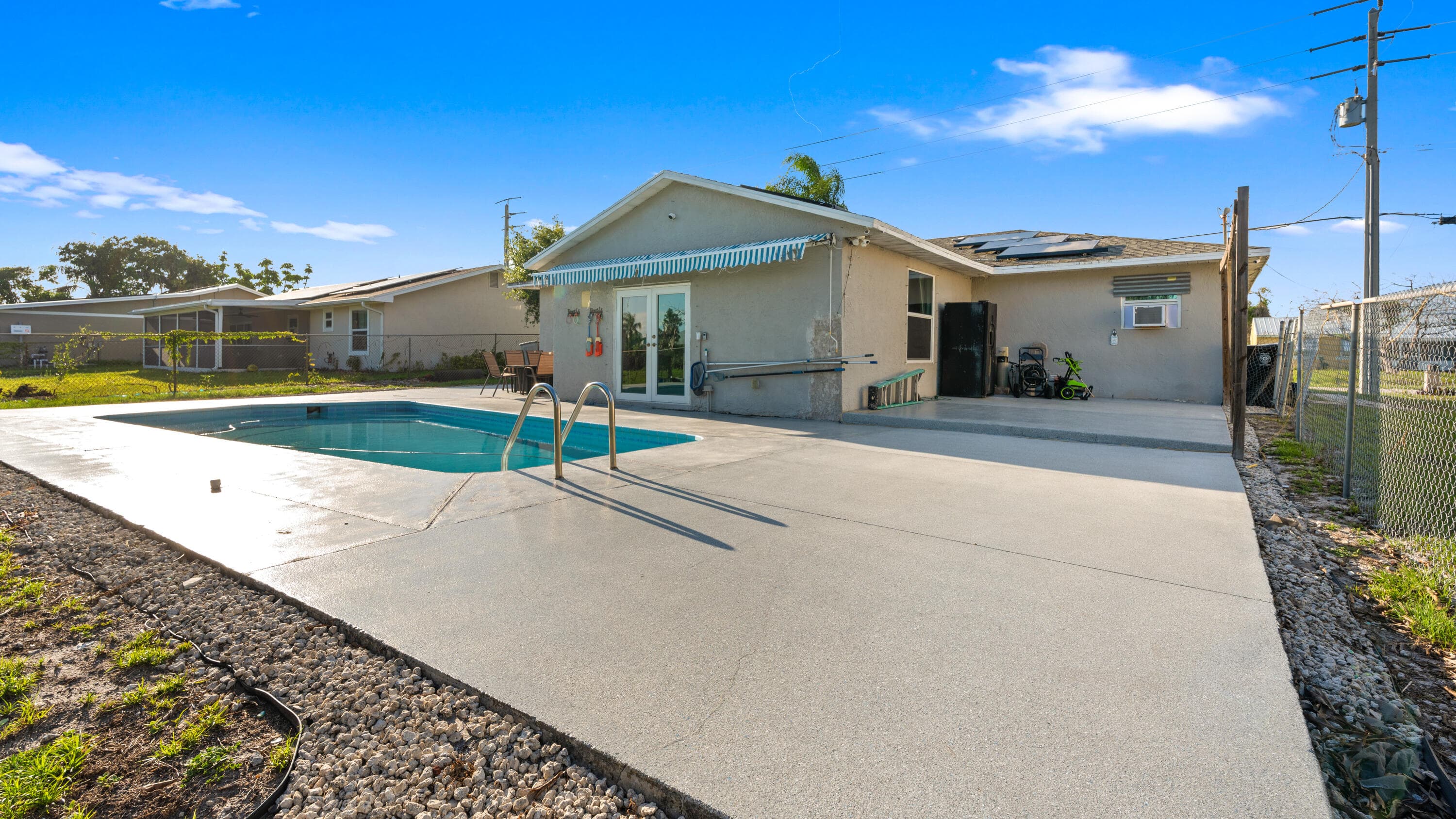 386 SE Oakridge Drive, Port St. Lucie, FL 34984 — photo 38 of 44
