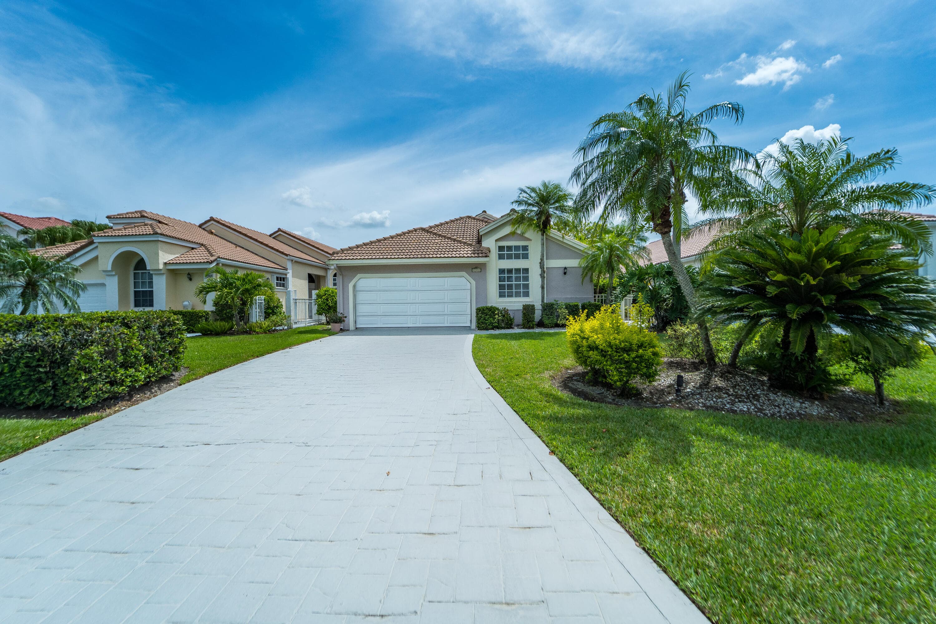 12902 Touchstone Place, Palm Beach Gardens, FL 33418 — photo 1 of 19