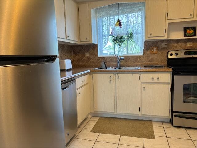 2936 Crosley Drive E G, West Palm Beach, FL 33415 — photo 5 of 16