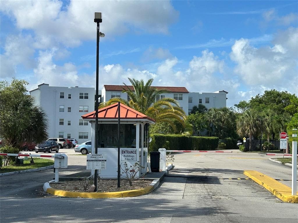 2851 Somerset Drive 208, Lauderdale Lakes, FL 33311 — photo 1 of 20