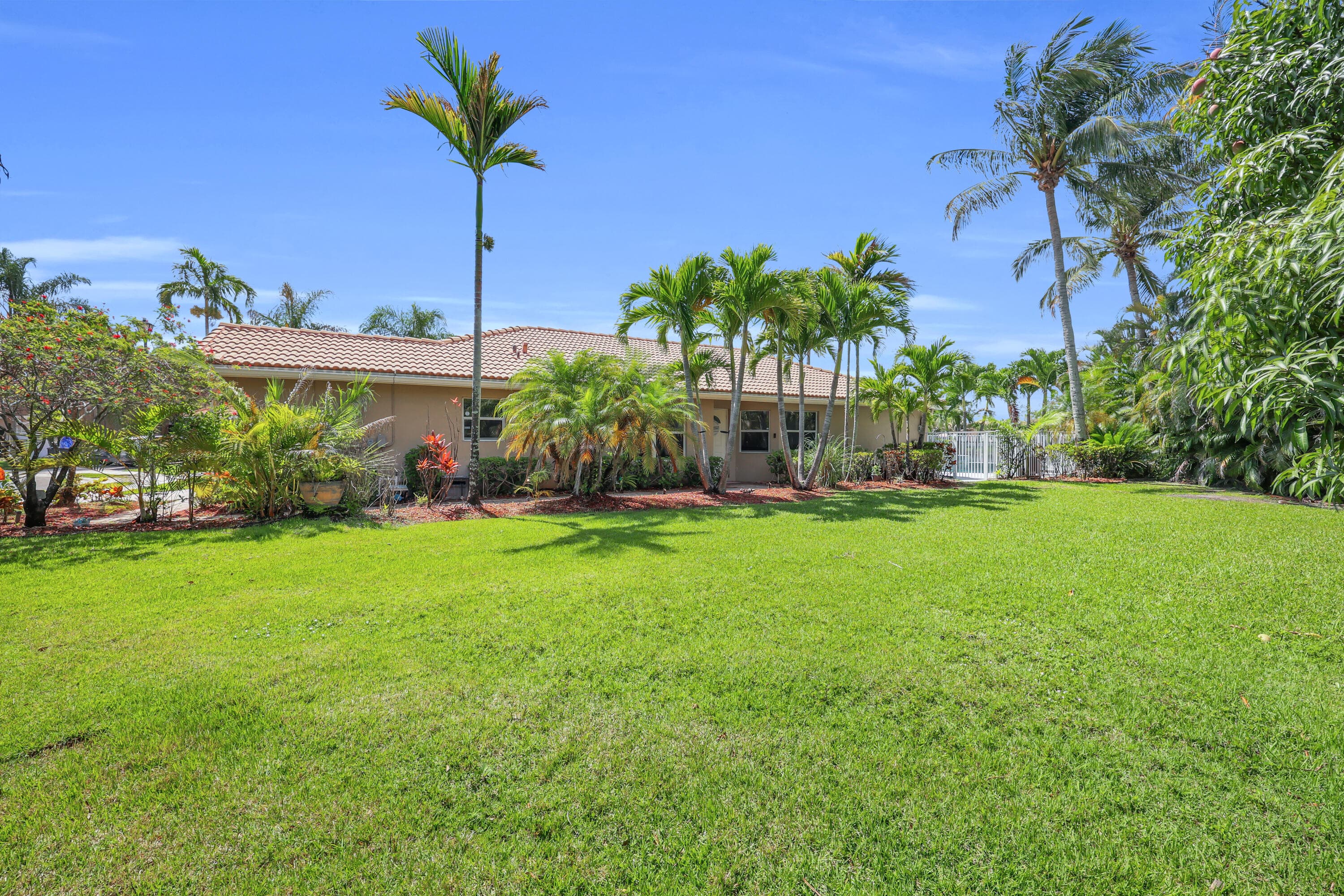 3400 Turtle Cove, Royal Palm Beach, FL 33411 — photo 2 of 36