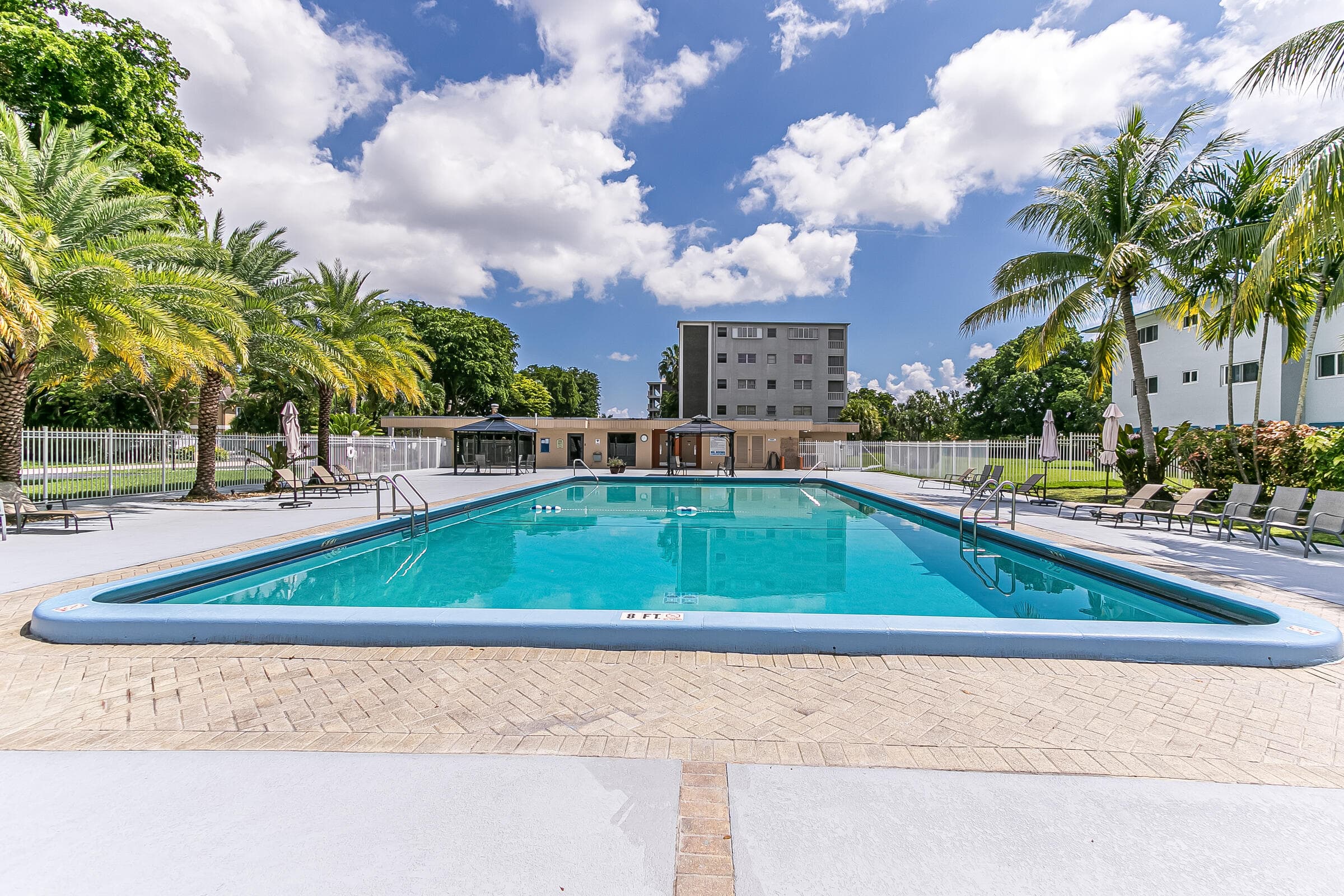950 Hillcrest Drive 514, Hollywood, FL 33021 — photo 39 of 42