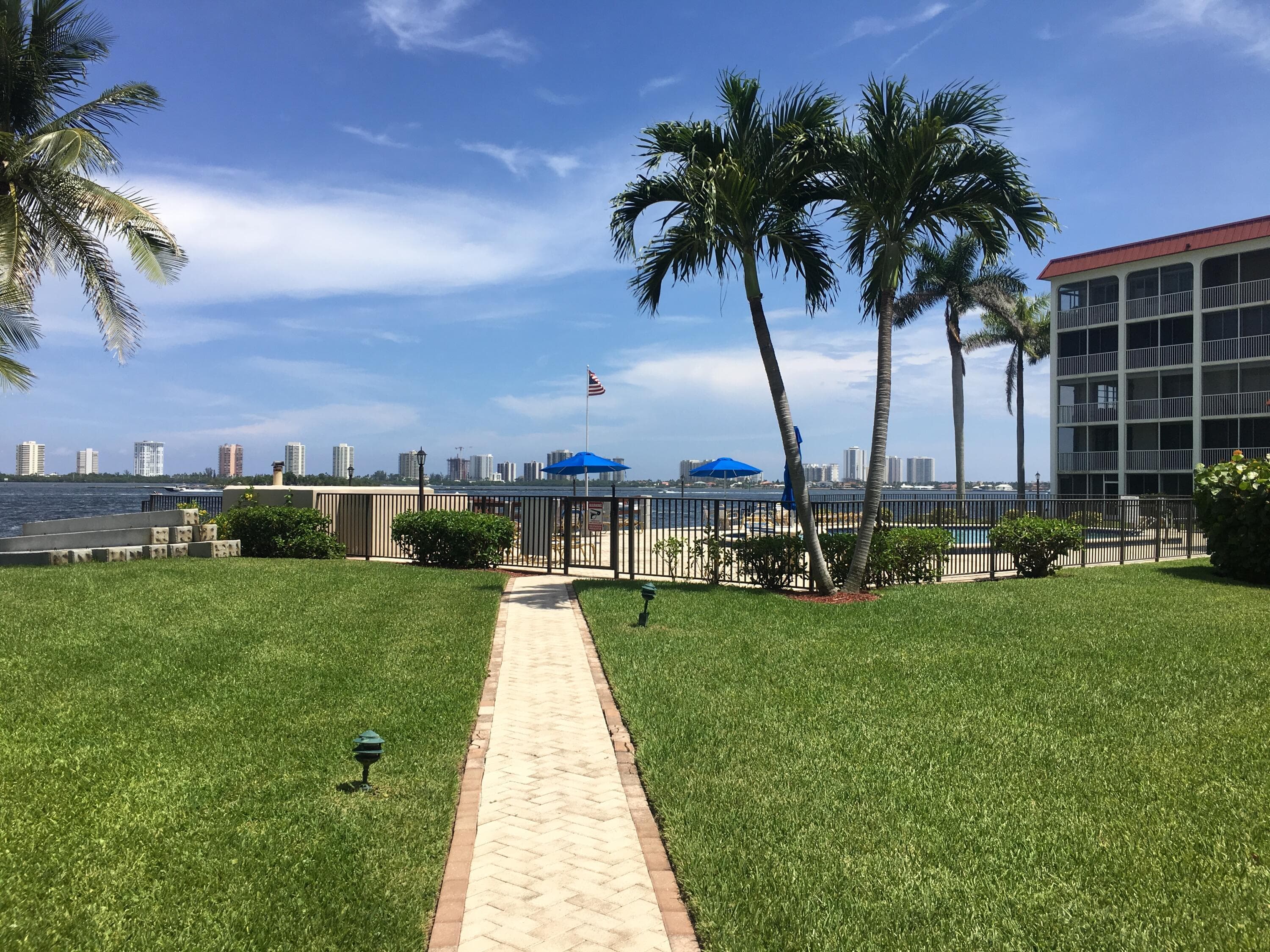 105 Paradise Harbour Boulevard 209, North Palm Beach, FL 33408 — photo 21 of 24