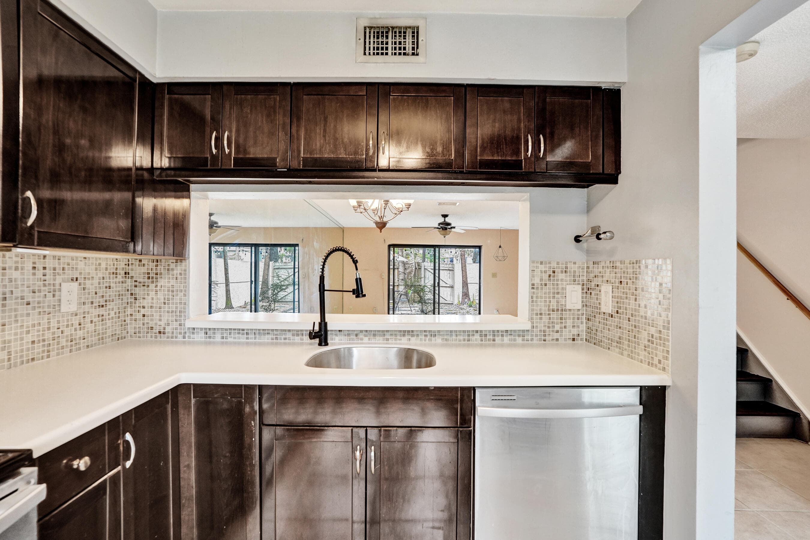 3080 S Oakland Forest Drive 101, Oakland Park, FL 33309 — photo 5 of 29