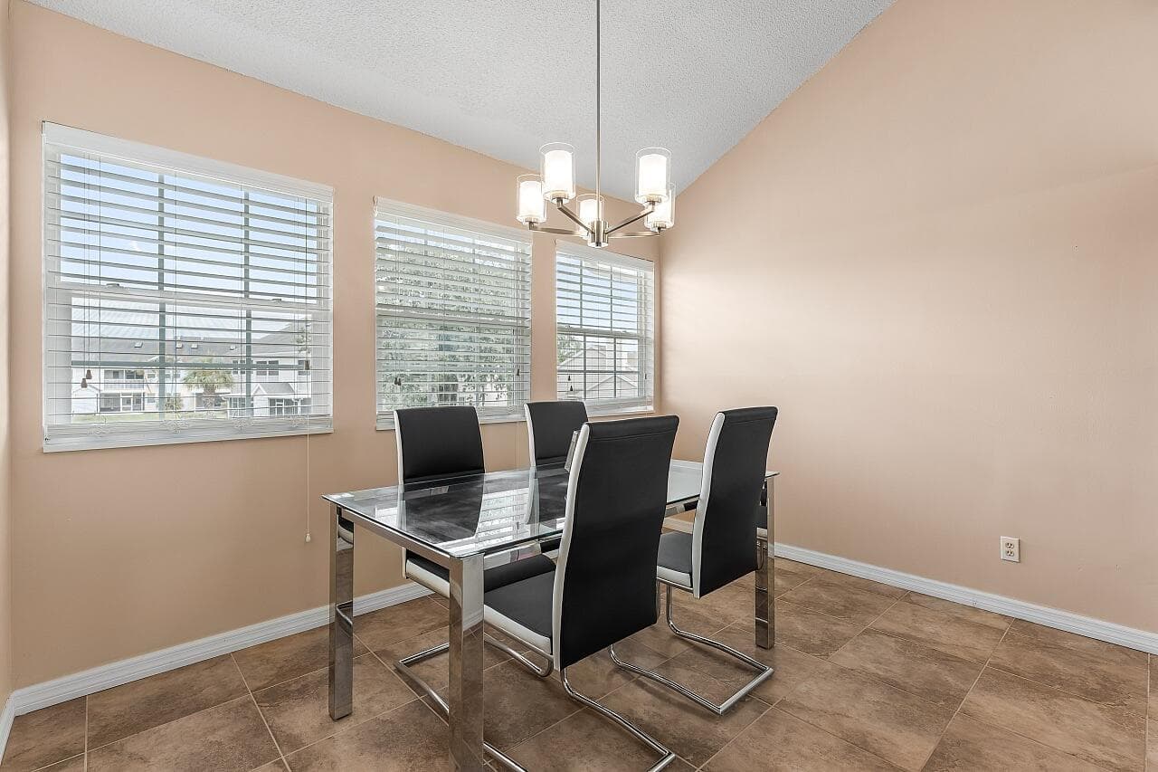 1965 Westminster Circle 6, Vero Beach, FL 32966 — photo 2 of 31