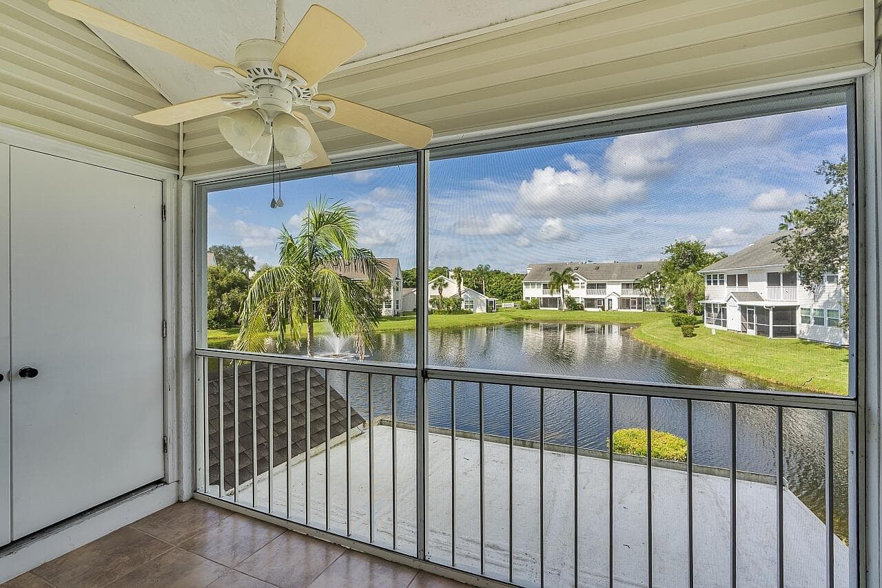 1965 Westminster Circle 6, Vero Beach, FL 32966 — photo 16 of 31