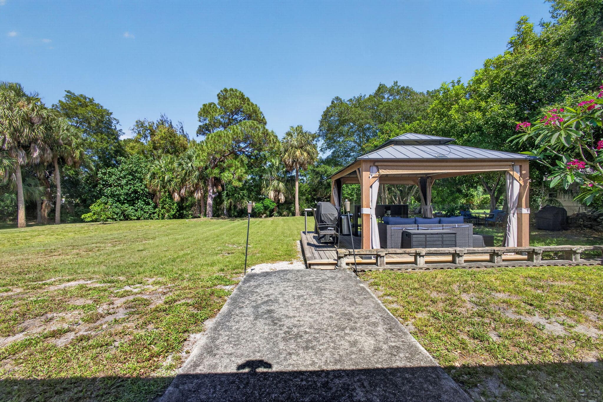 5500 West Place, Mangonia Park, FL 33407 — photo 40 of 64