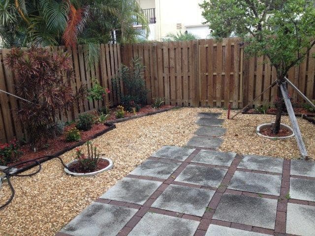2414 NE 11th Street 161, Hallandale Beach, FL 33009 — photo 2 of 33
