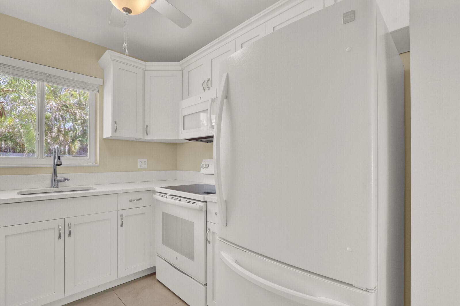 9 Westwood Avenue 102b, Tequesta, FL 33469 — photo 19 of 57