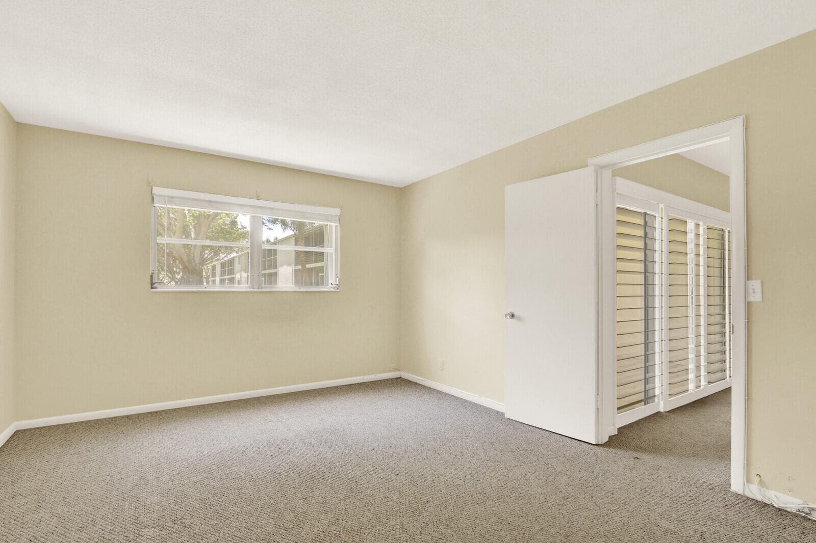 9 Westwood Avenue 102b, Tequesta, FL 33469 — photo 25 of 57