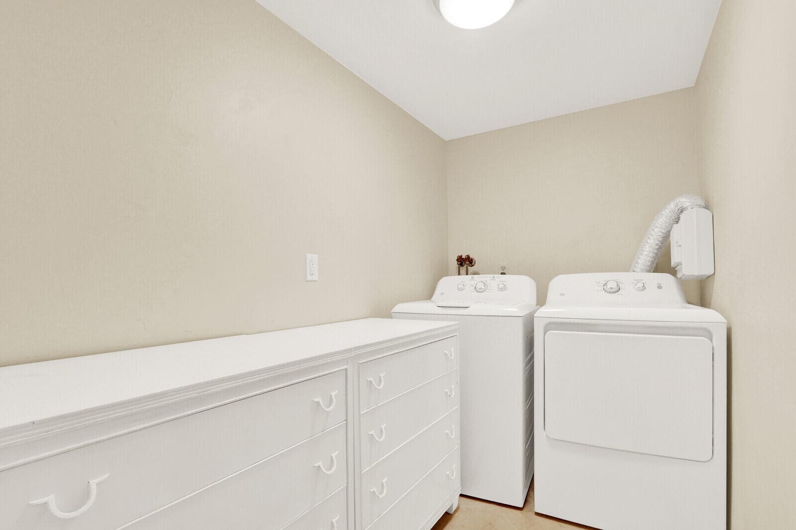 9 Westwood Avenue 102b, Tequesta, FL 33469 — photo 33 of 57