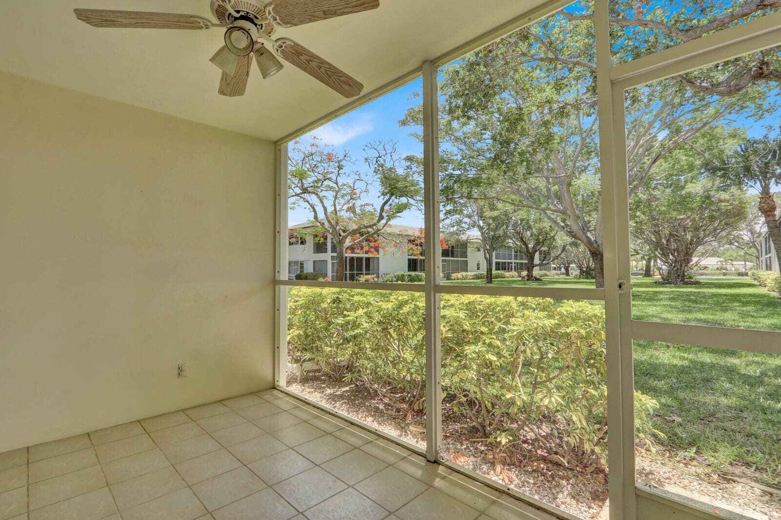 9 Westwood Avenue 102b, Tequesta, FL 33469 — photo 35 of 57