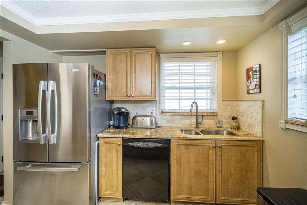 338 Waterside Drive, Hypoluxo, FL 33462 — photo 8 of 24