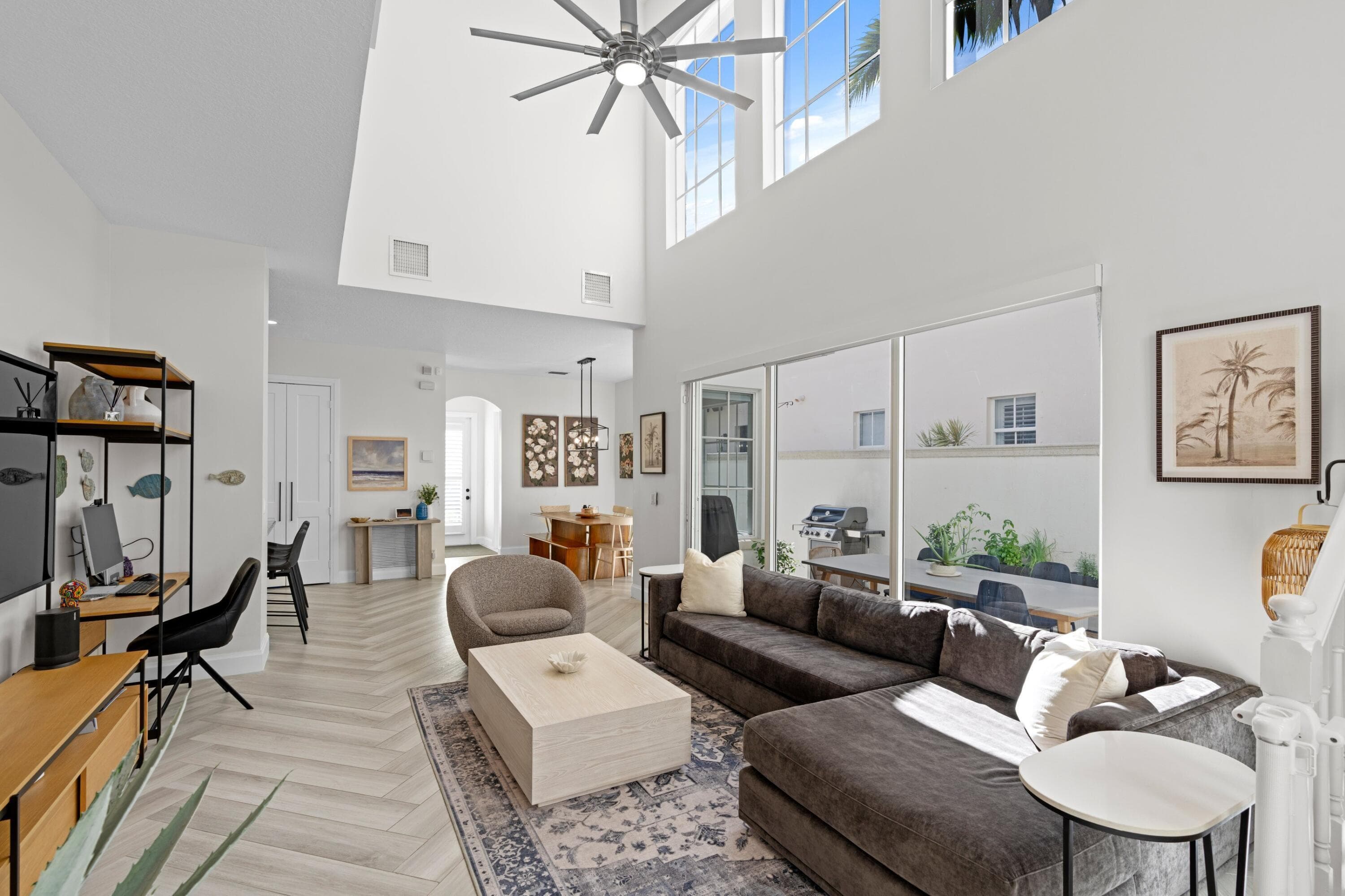 30 Stoney Drive, Palm Beach Gardens, FL 33410 — photo 10 of 33