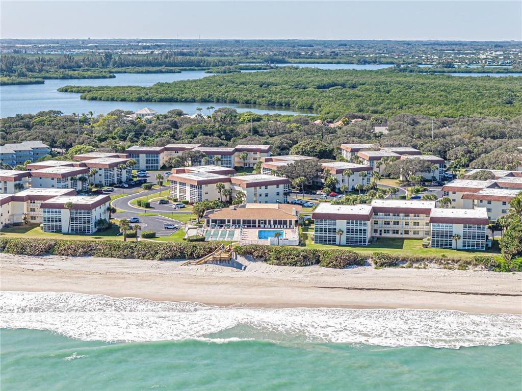5400 Jimmy Buffett Mem Highway B 22, Indian River Shores, FL 32963 — photo 27 of 48