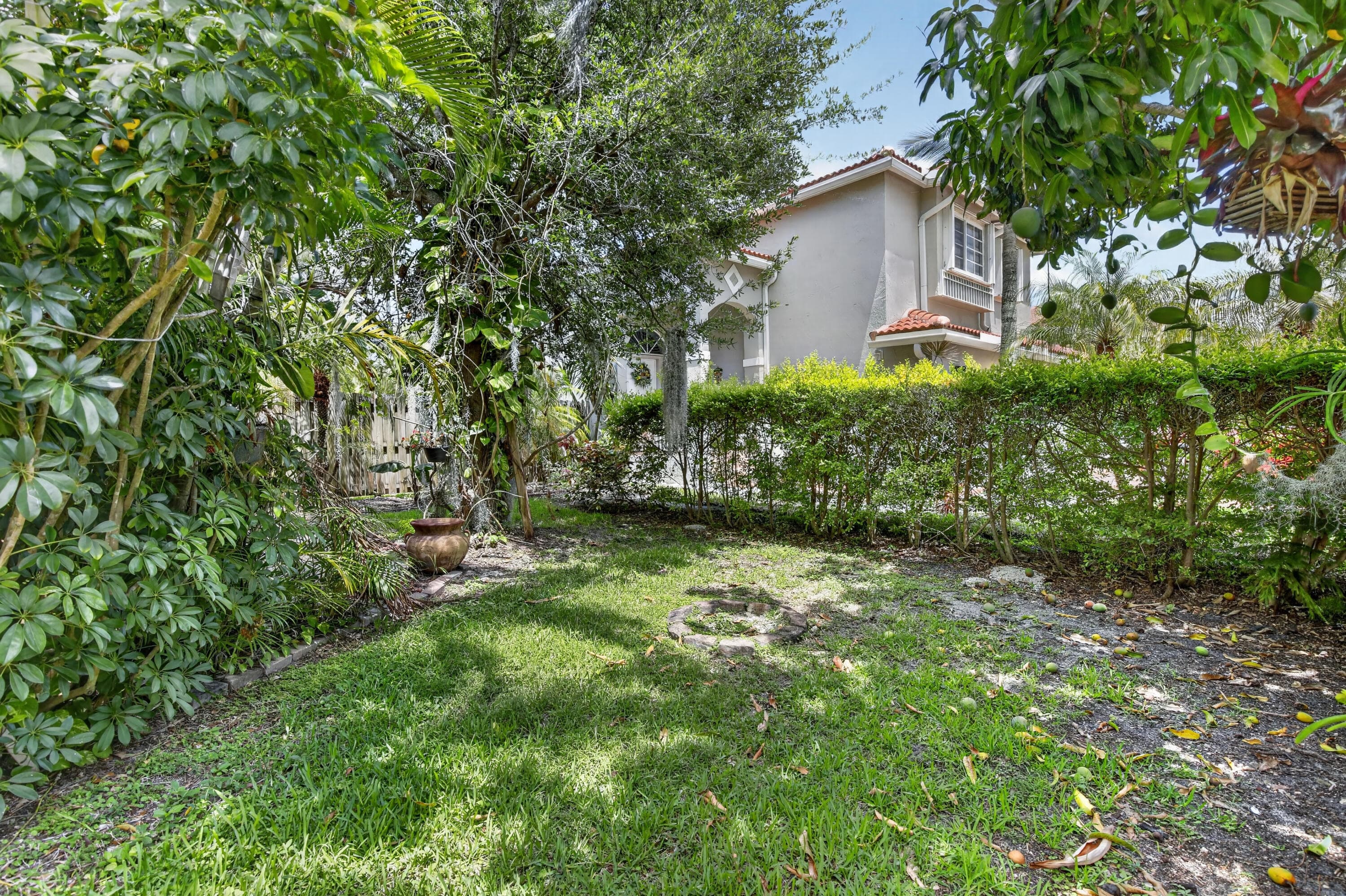 10690 NW 2nd Circle, Pembroke Pines, FL 33026 — photo 40 of 40