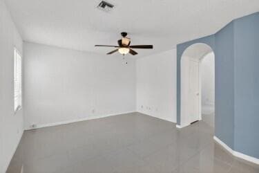 10690 NW 2nd Circle, Pembroke Pines, FL 33026 — photo 8 of 40