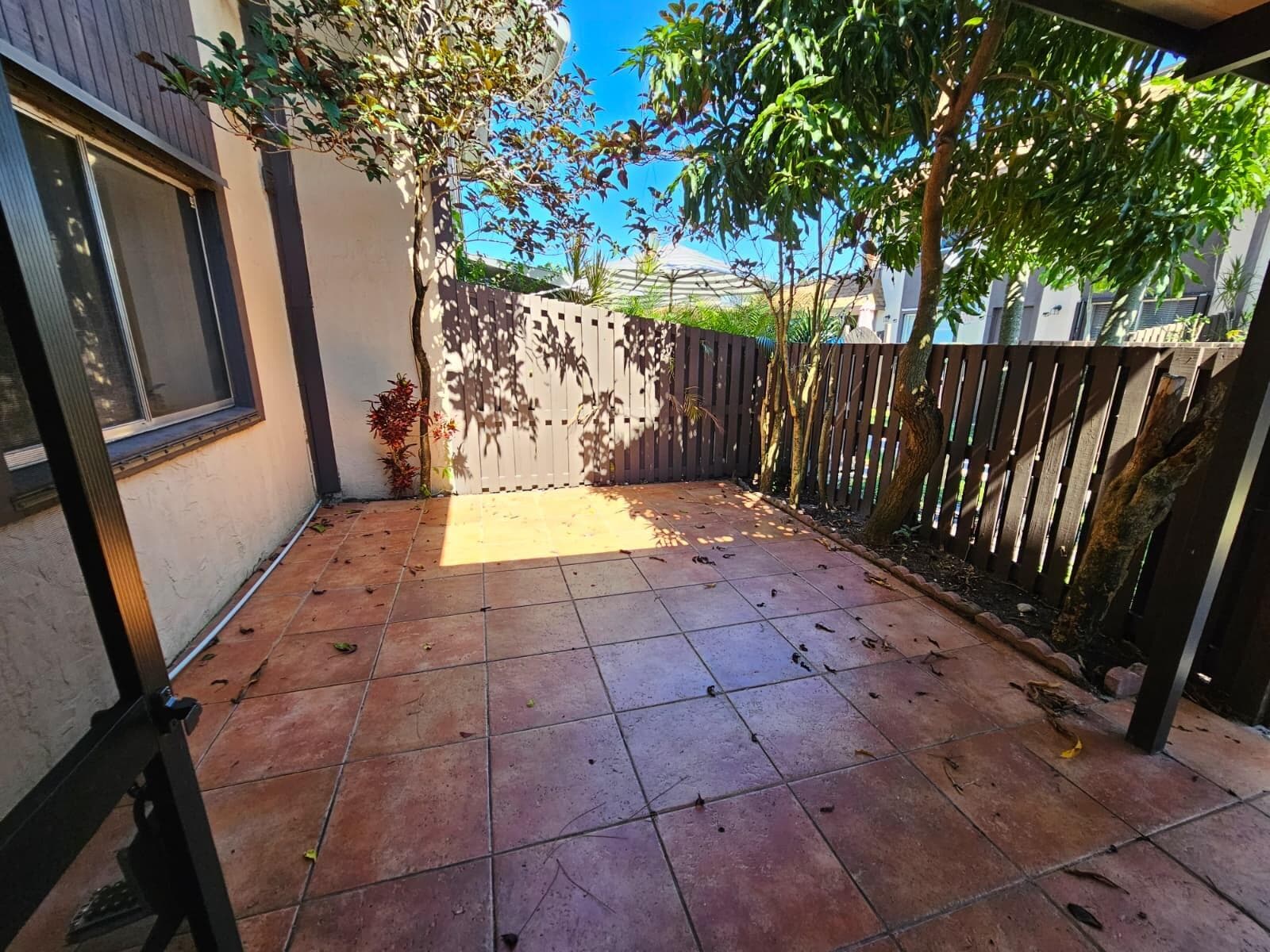 2148 Sherwood Forest Boulevard 4, West Palm Beach, FL 33415 — photo 4 of 36