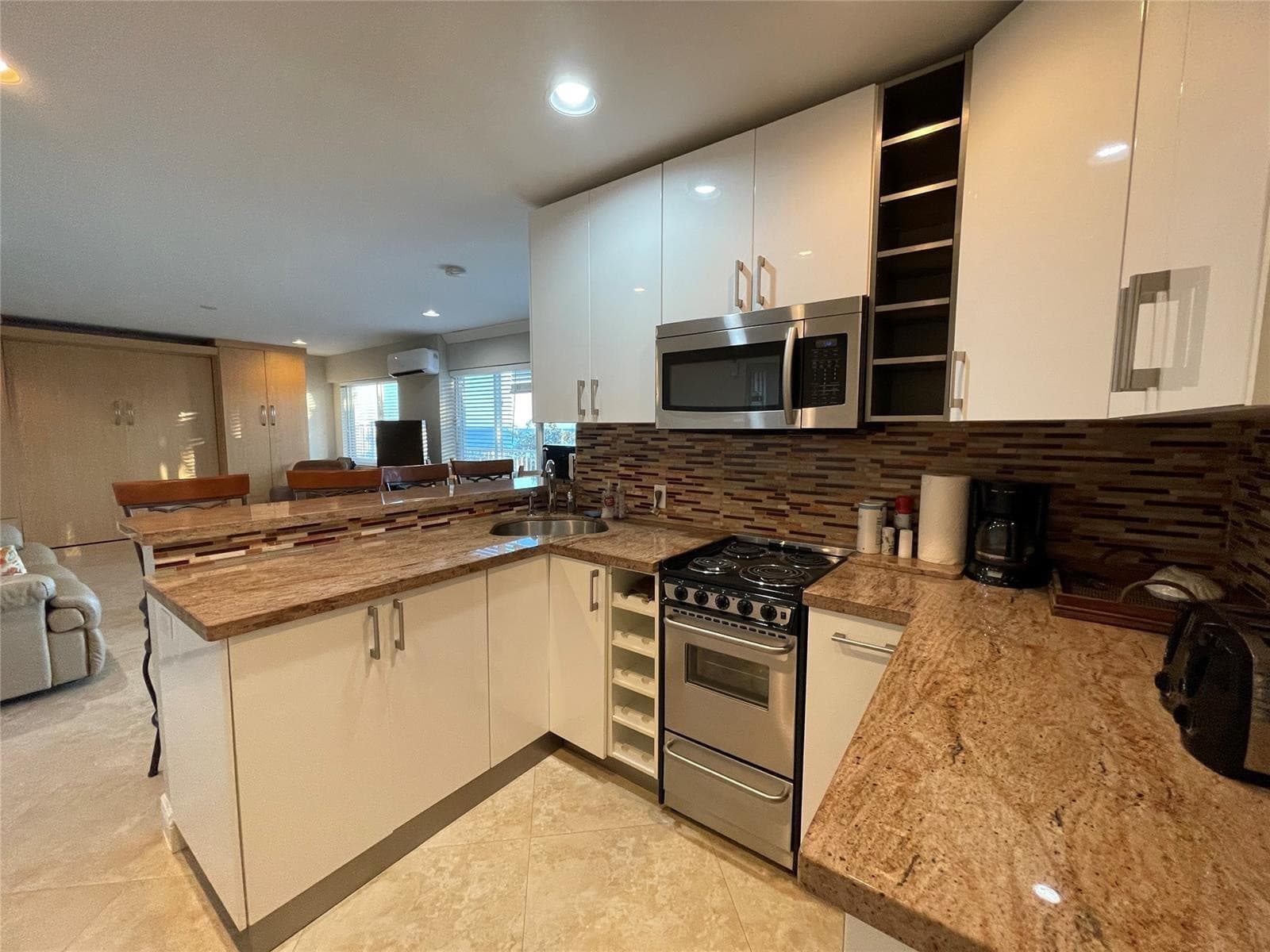 4564 El Mar Drive 5, Lauderdale-By-The-Sea, FL 33308 — photo 5 of 24