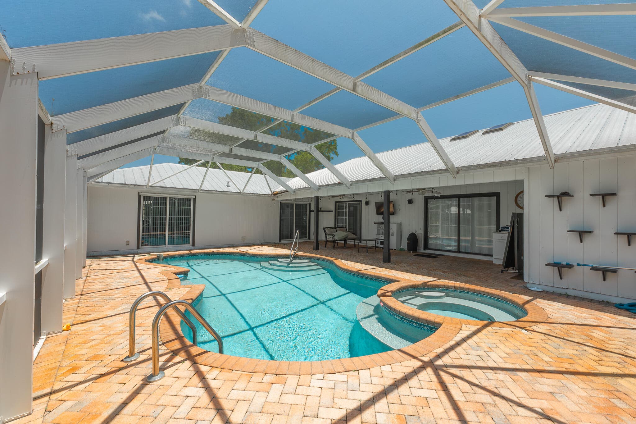 1616 SW 20th St Street SW, Vero Beach, FL 32962 — photo 3 of 70