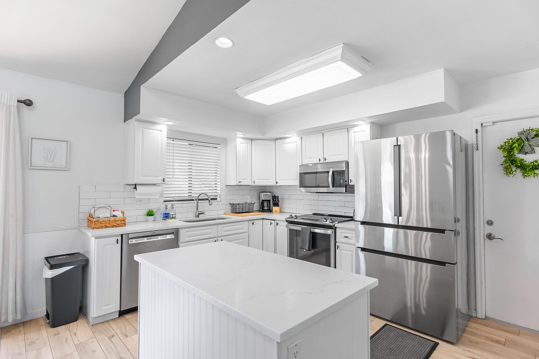 1616 SW 20th St Street SW, Vero Beach, FL 32962 — photo 12 of 70