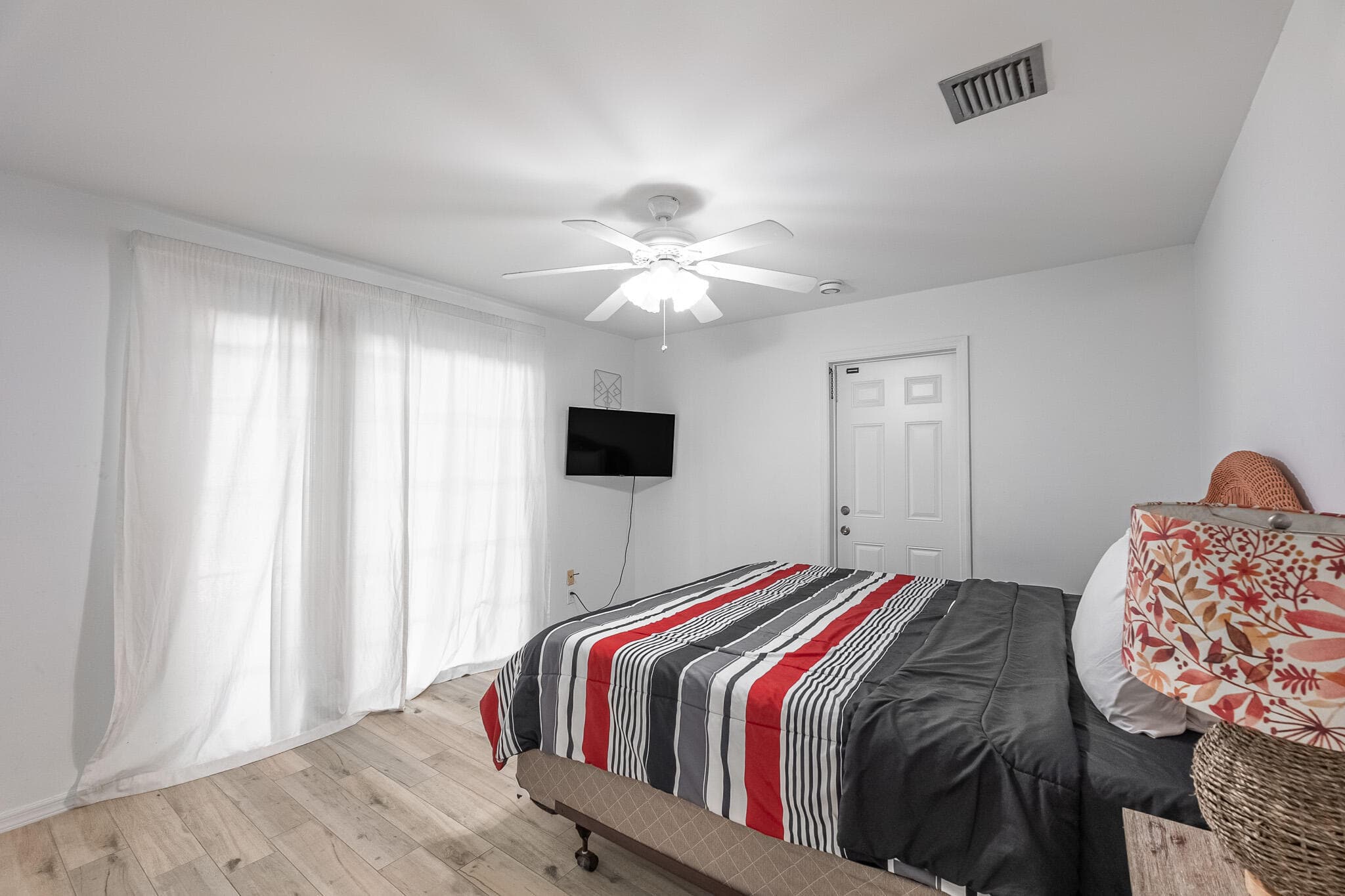 1616 SW 20th St Street SW, Vero Beach, FL 32962 — photo 23 of 70