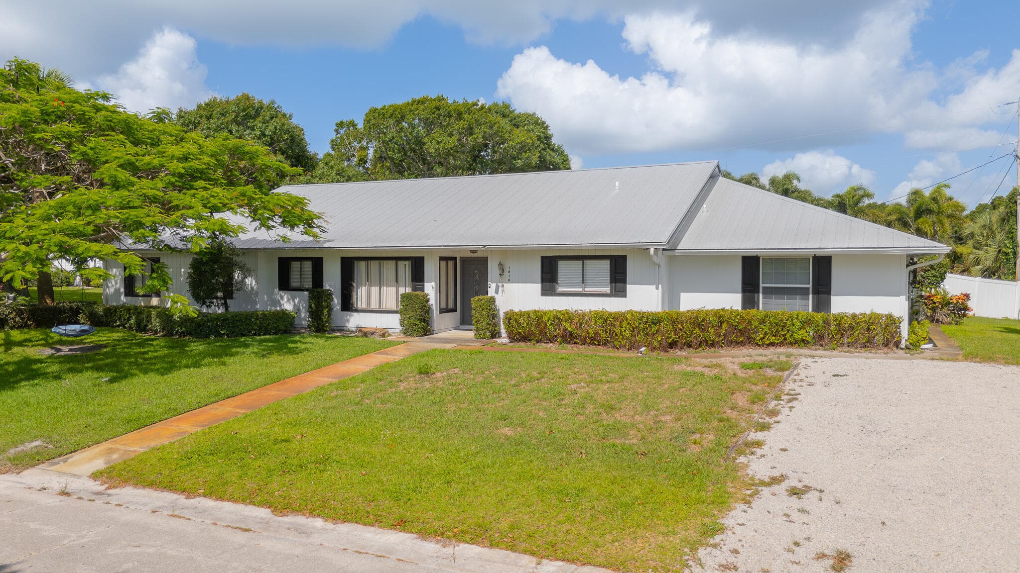 1616 SW 20th St Street SW, Vero Beach, FL 32962 — photo 29 of 70