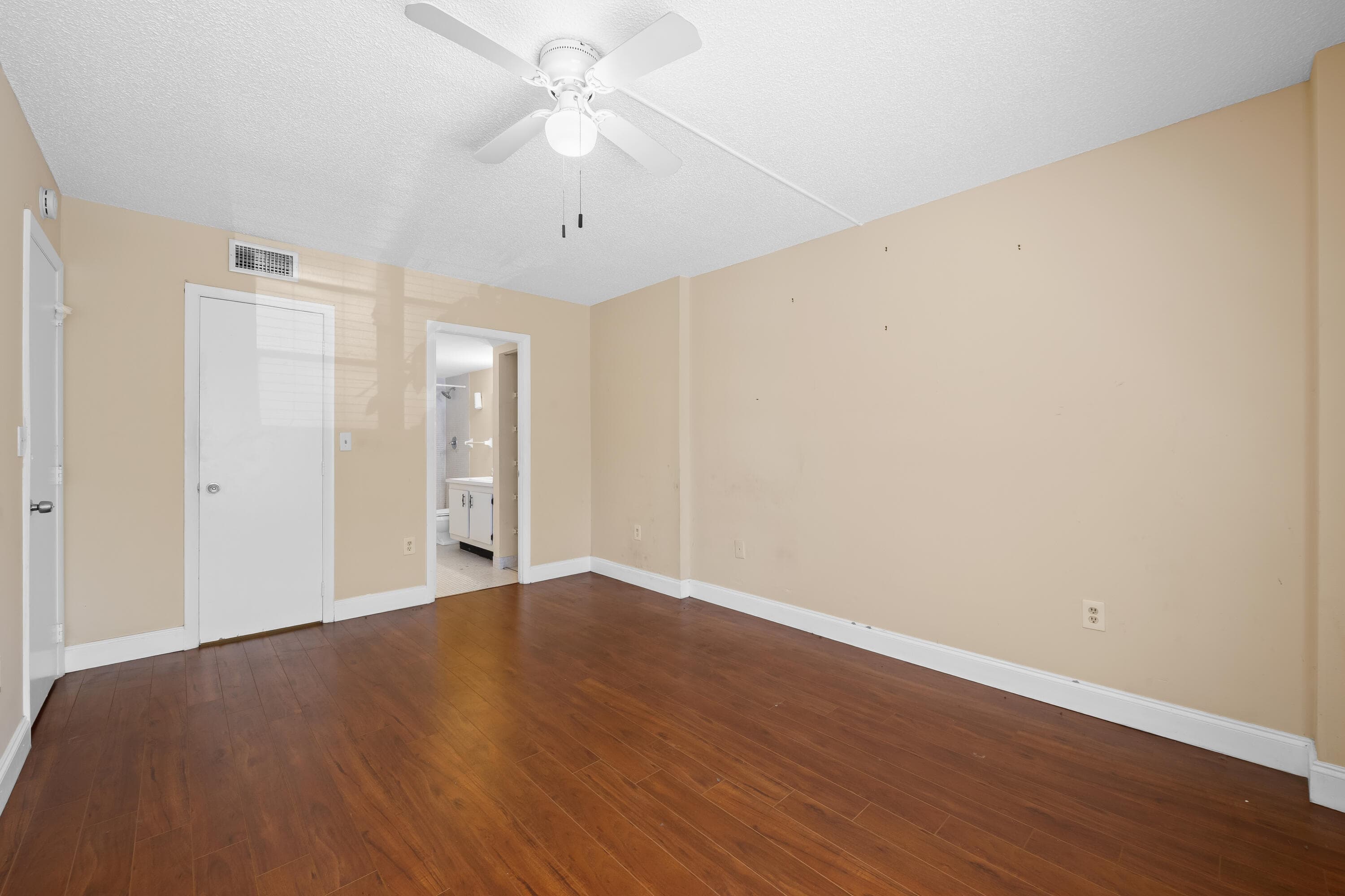 4156 Inverrary Drive 210, Lauderhill, FL 33319 — photo 8 of 27