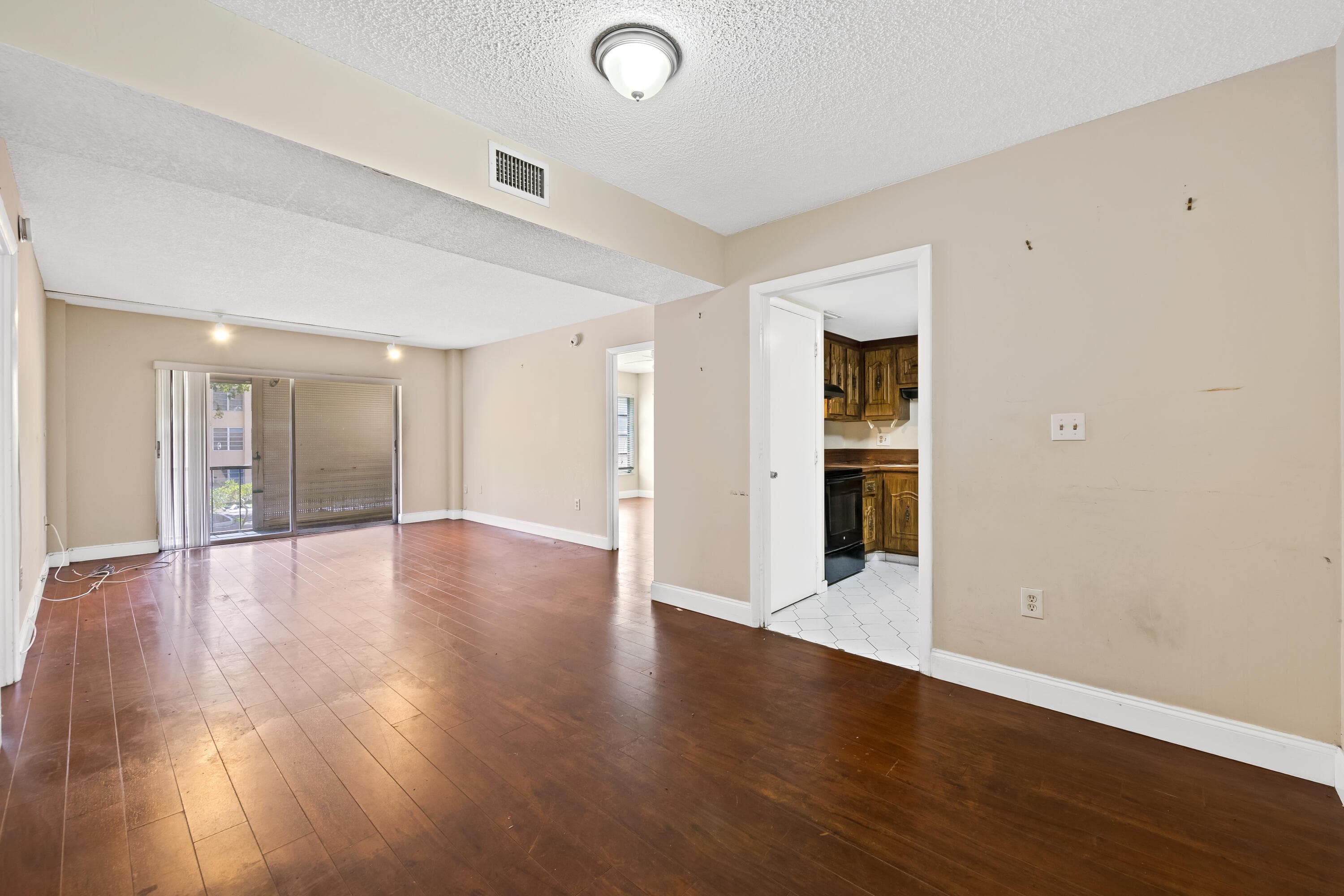 4156 Inverrary Drive 210, Lauderhill, FL 33319 — photo 21 of 27