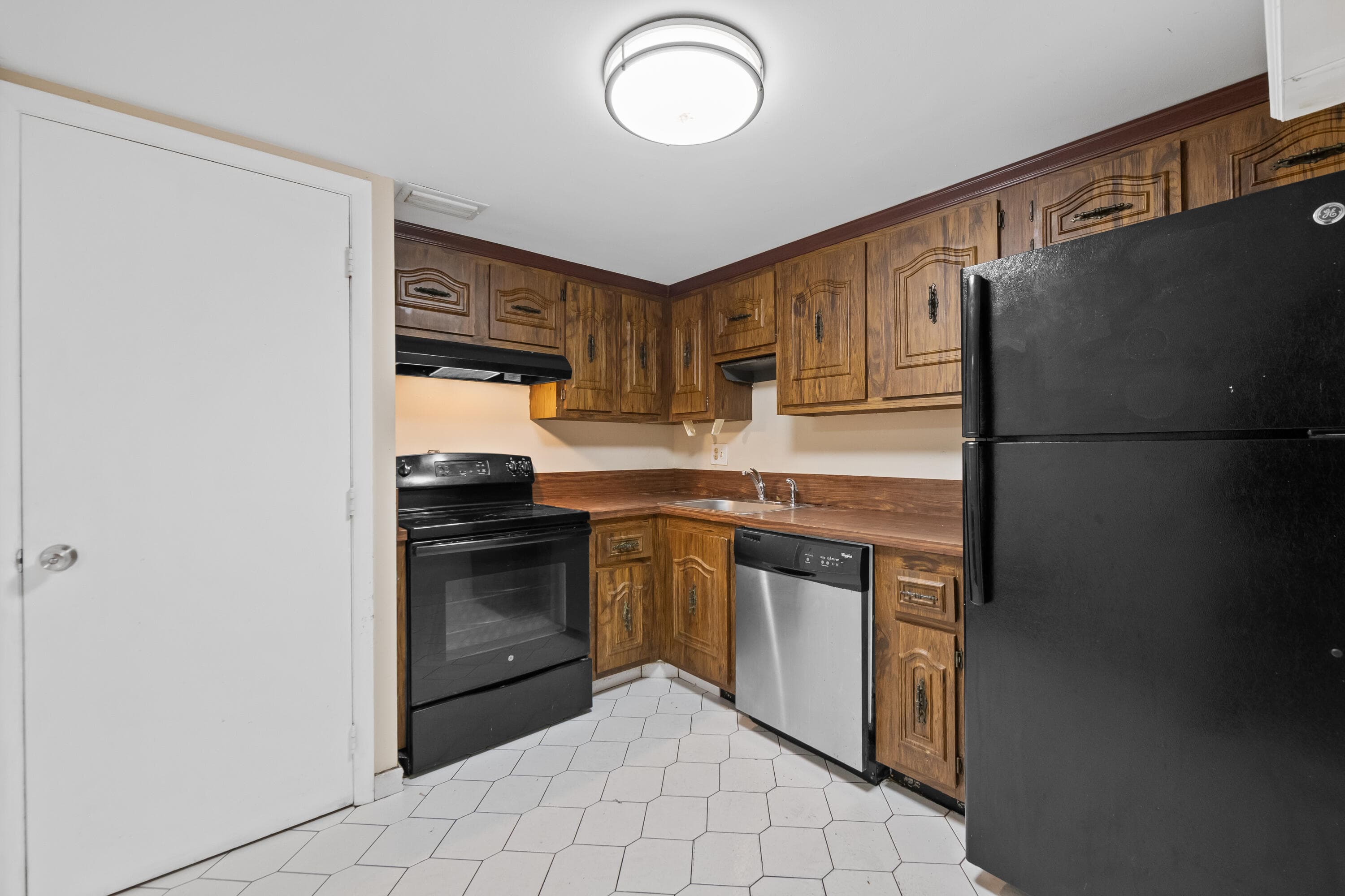 4156 Inverrary Drive 210, Lauderhill, FL 33319 — photo 23 of 27