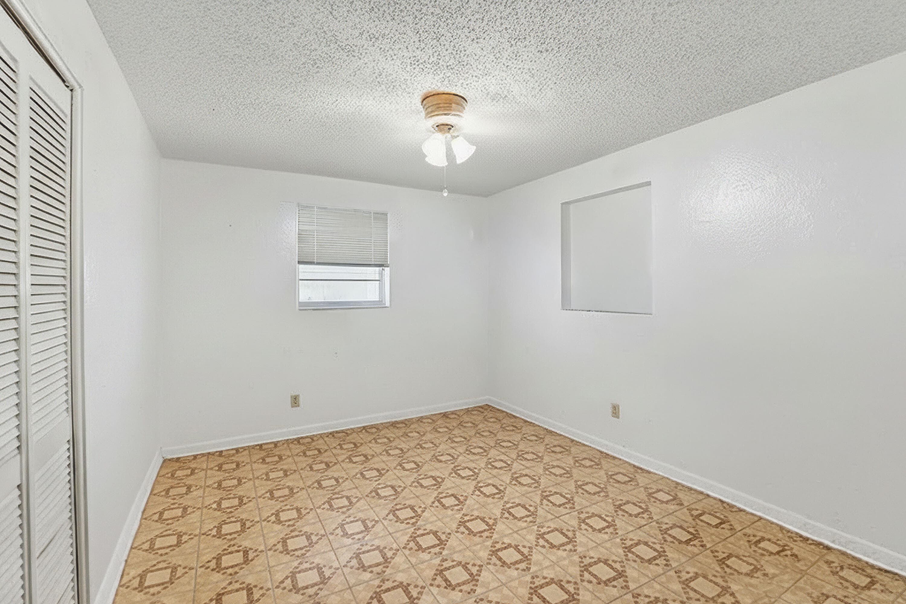 2666 12th Avenue, Vero Beach, FL 32960 — photo 11 of 22