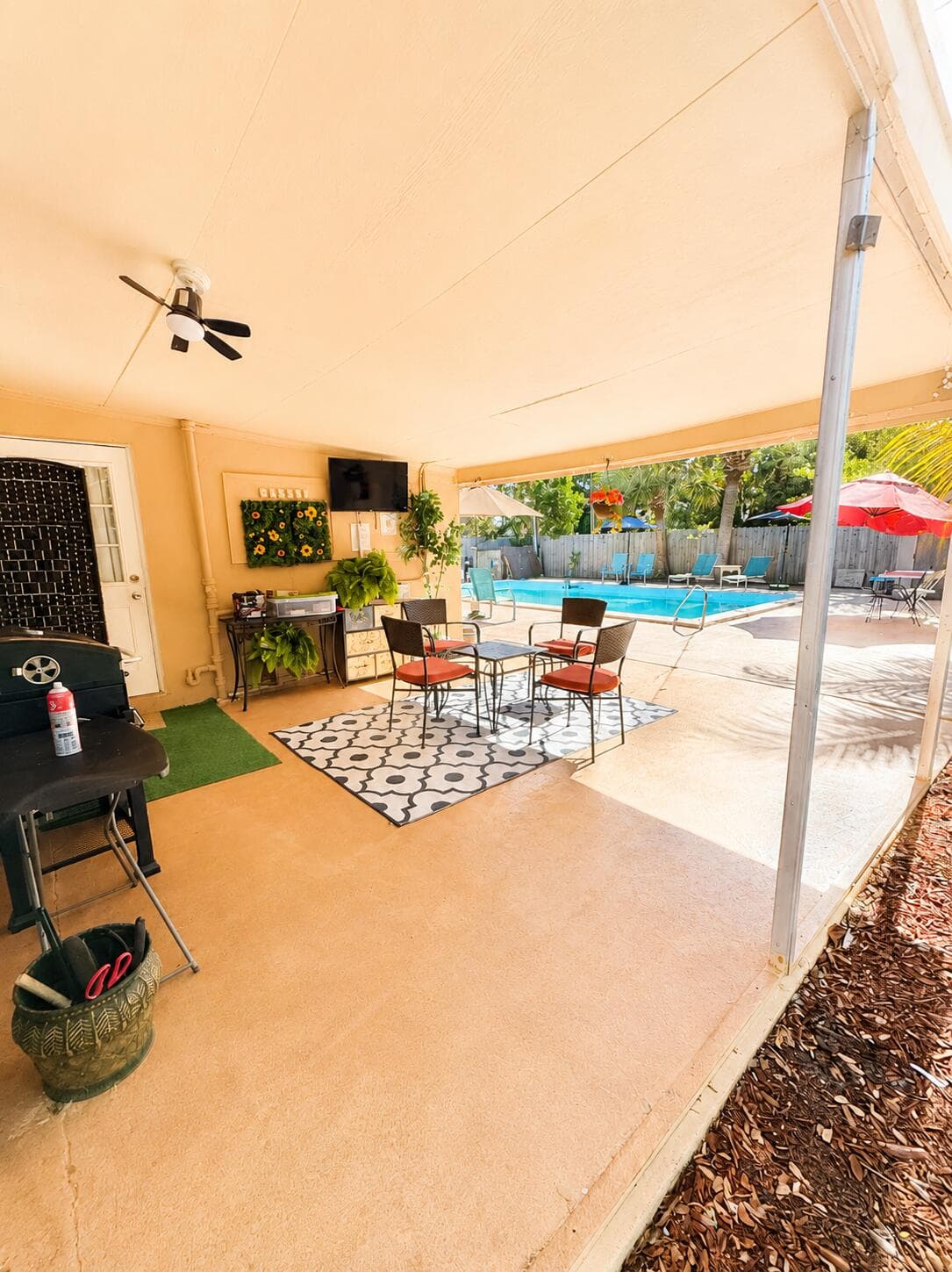 2940 Avenue, Riviera Beach, FL 33404 — photo 28 of 36