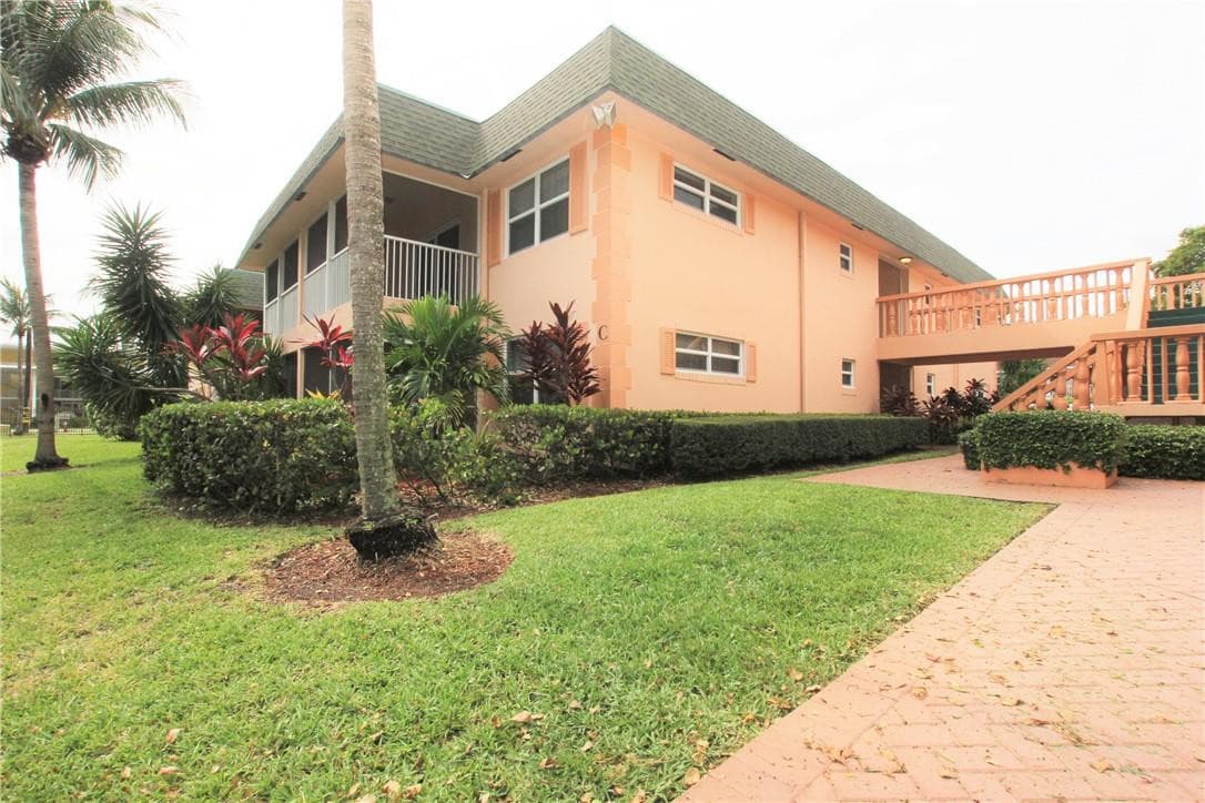 760 SE 2nd Avenue C207, Deerfield Beach, FL 33441 — photo 1 of 24