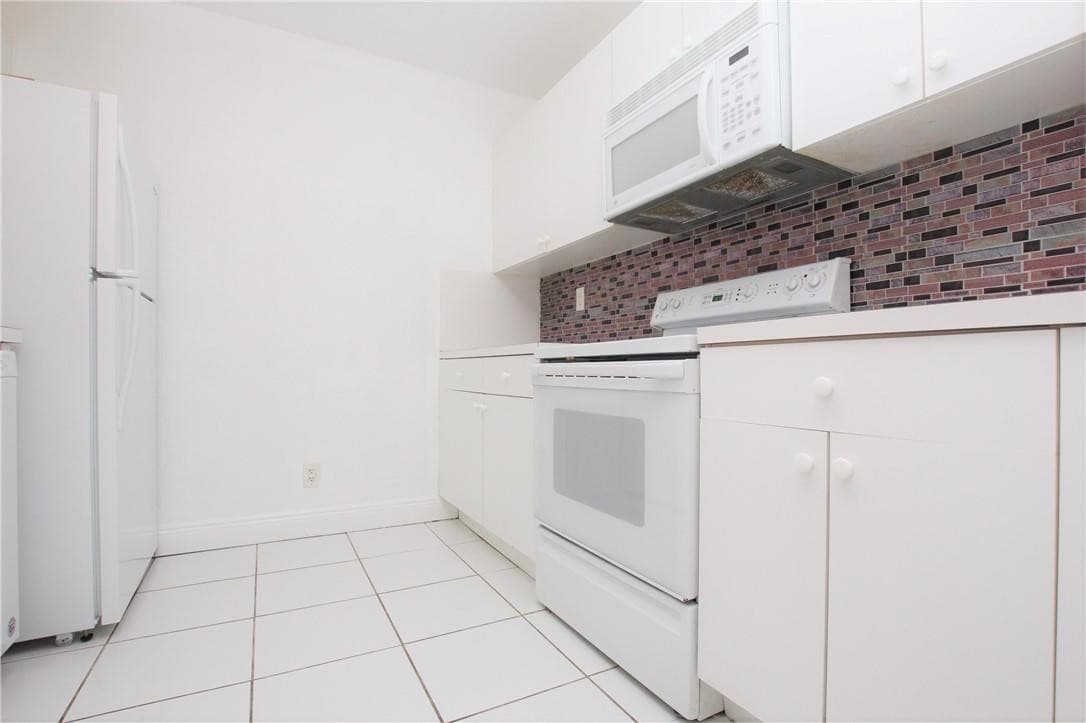 760 SE 2nd Avenue C207, Deerfield Beach, FL 33441 — photo 7 of 24
