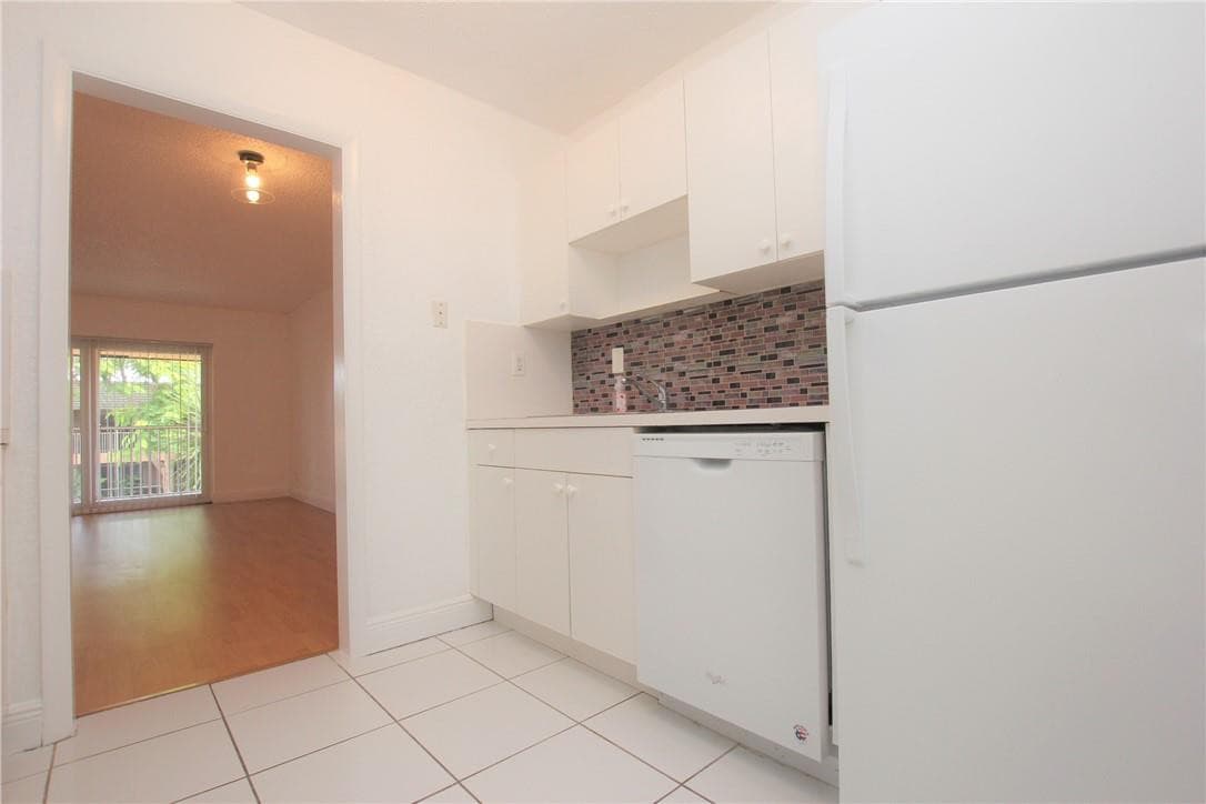 760 SE 2nd Avenue C207, Deerfield Beach, FL 33441 — photo 10 of 24