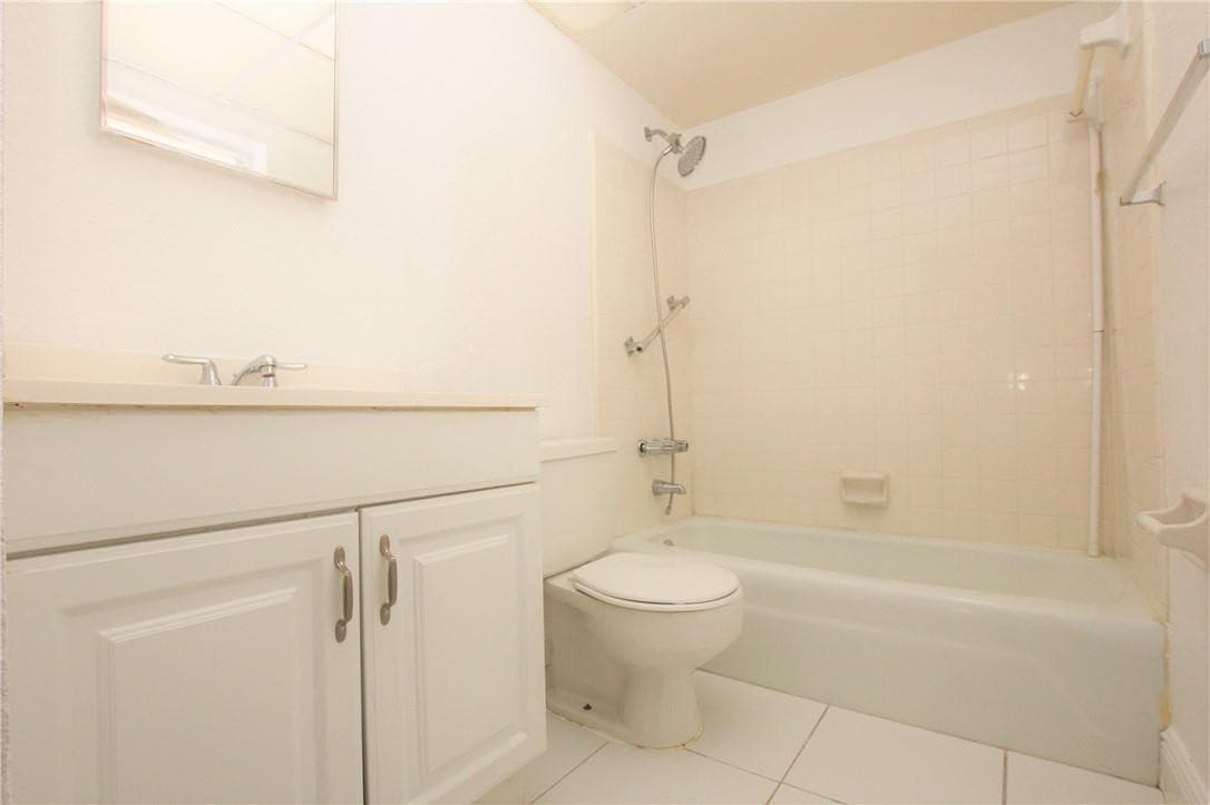 760 SE 2nd Avenue C207, Deerfield Beach, FL 33441 — photo 18 of 24
