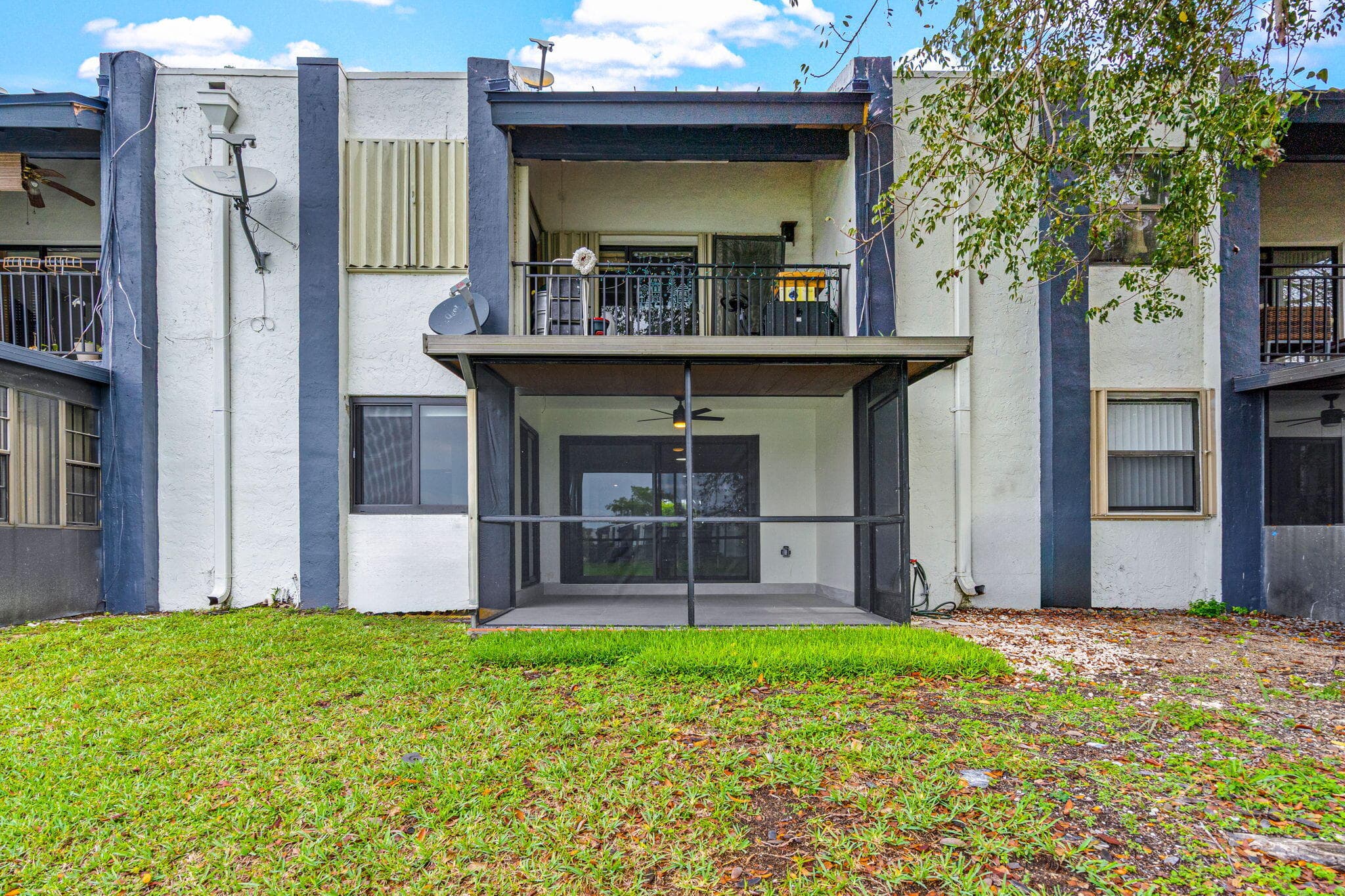 510 W Park Drive 104-3, Miami, FL 33172 — photo 34 of 37