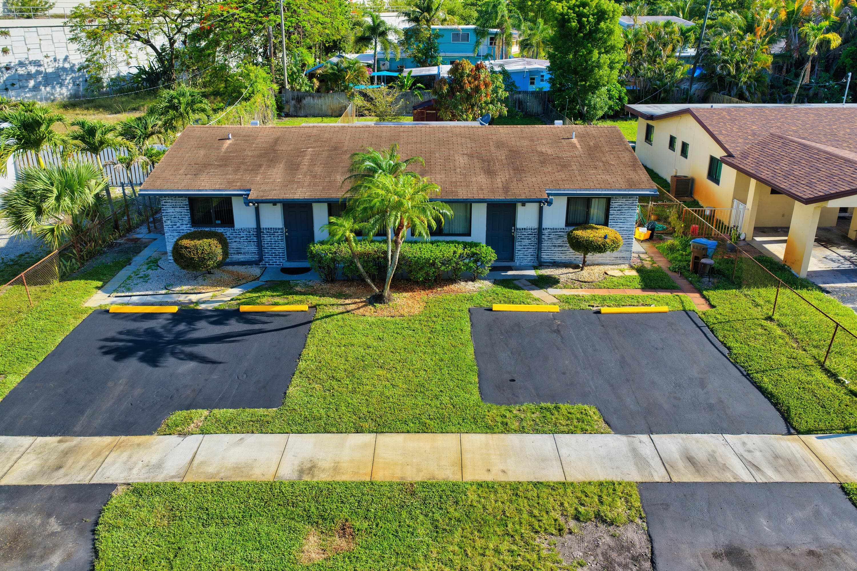 837 NW 41st Street A-b, Oakland Park, FL 33309 — photo 2 of 21