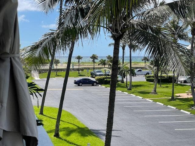 2545 South Ocean Boulevard 303, Palm Beach, FL 33480 — photo 3 of 22