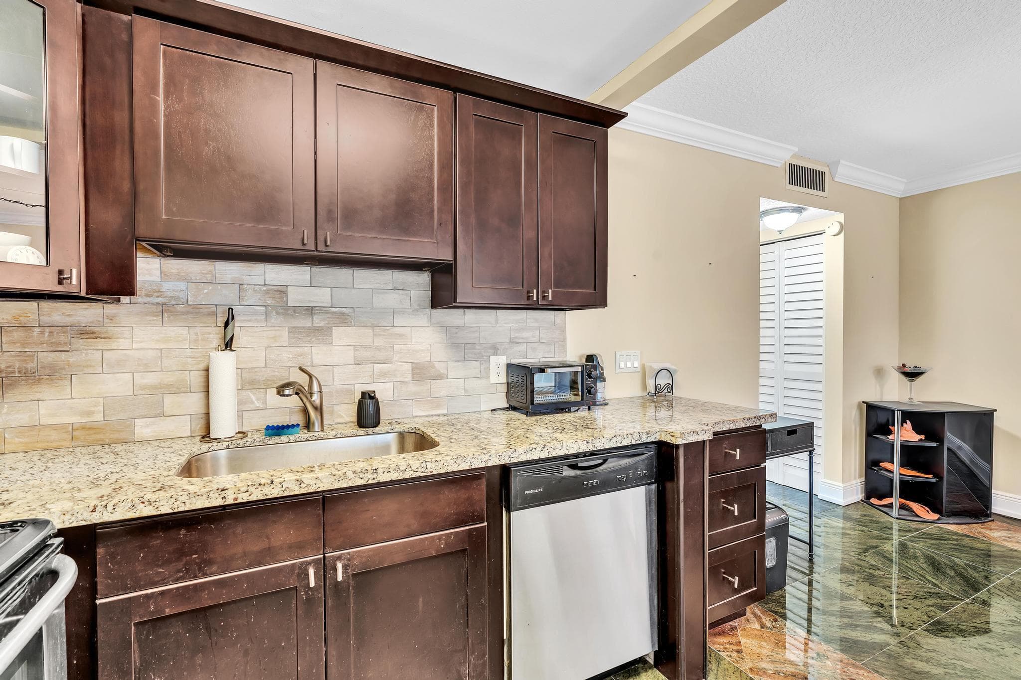 2123 Cambridge F, Deerfield Beach, FL 33442 — photo 12 of 82