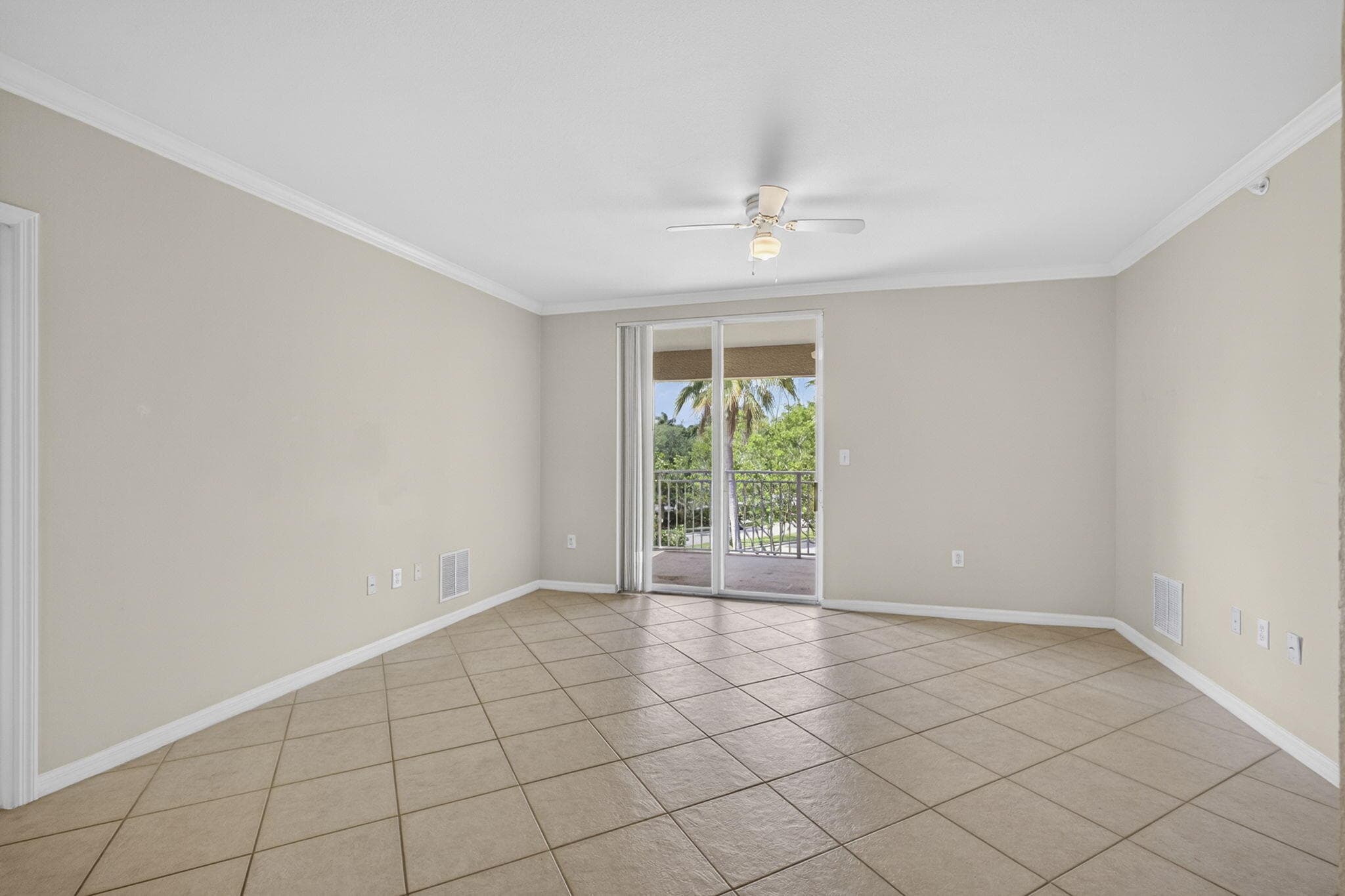 6510 Emerald Dunes Drive 308, West Palm Beach, FL 33411 — photo 18 of 41