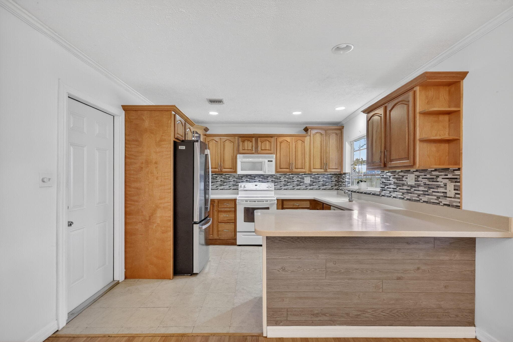 5909 Spruce Drive, Fort Pierce, FL 34982 — photo 11 of 38