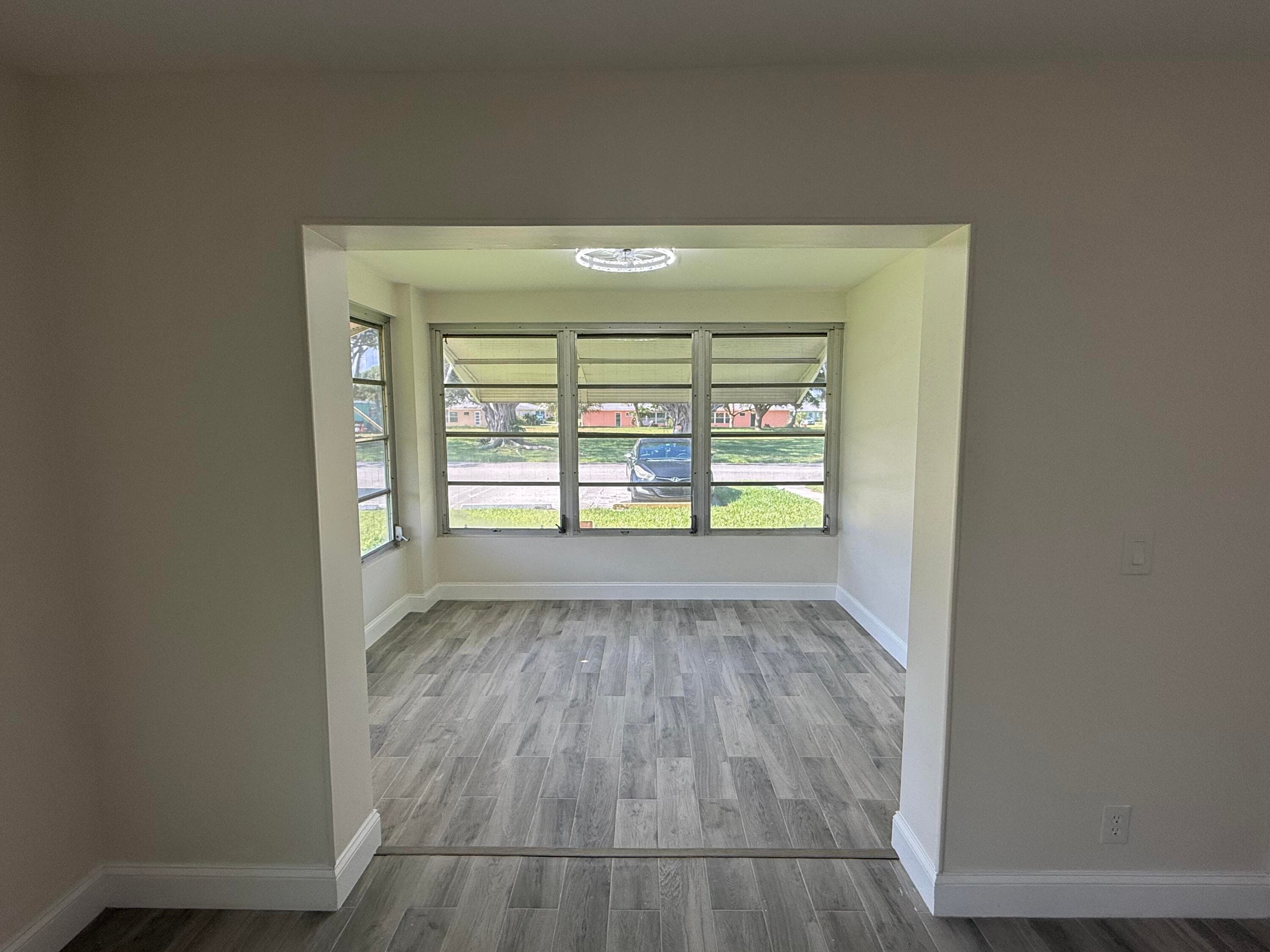 255 South Boulevard D, Boynton Beach, FL 33435 — photo 3 of 17