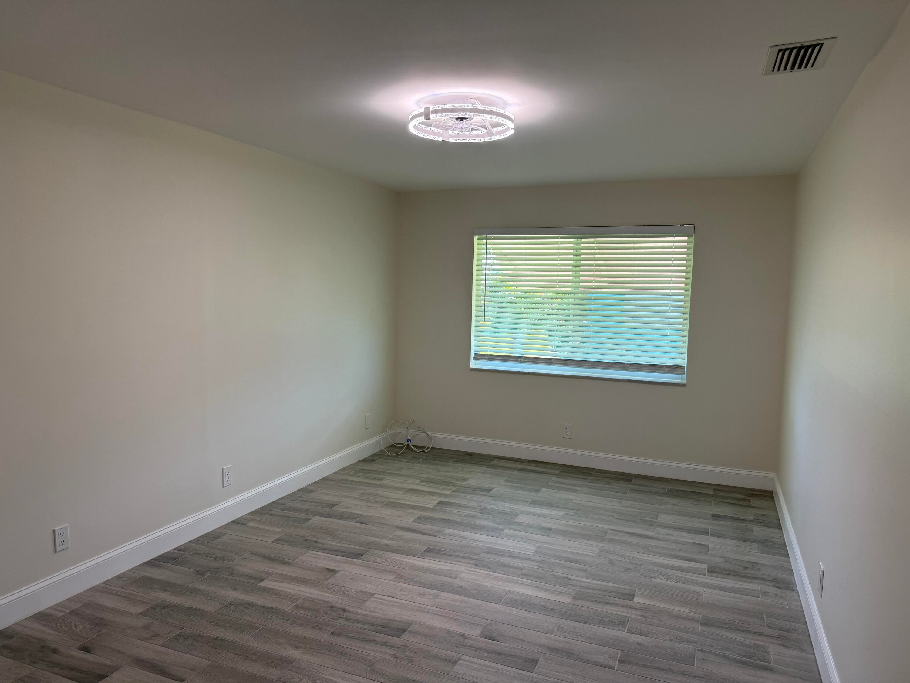 255 South Boulevard D, Boynton Beach, FL 33435 — photo 11 of 17