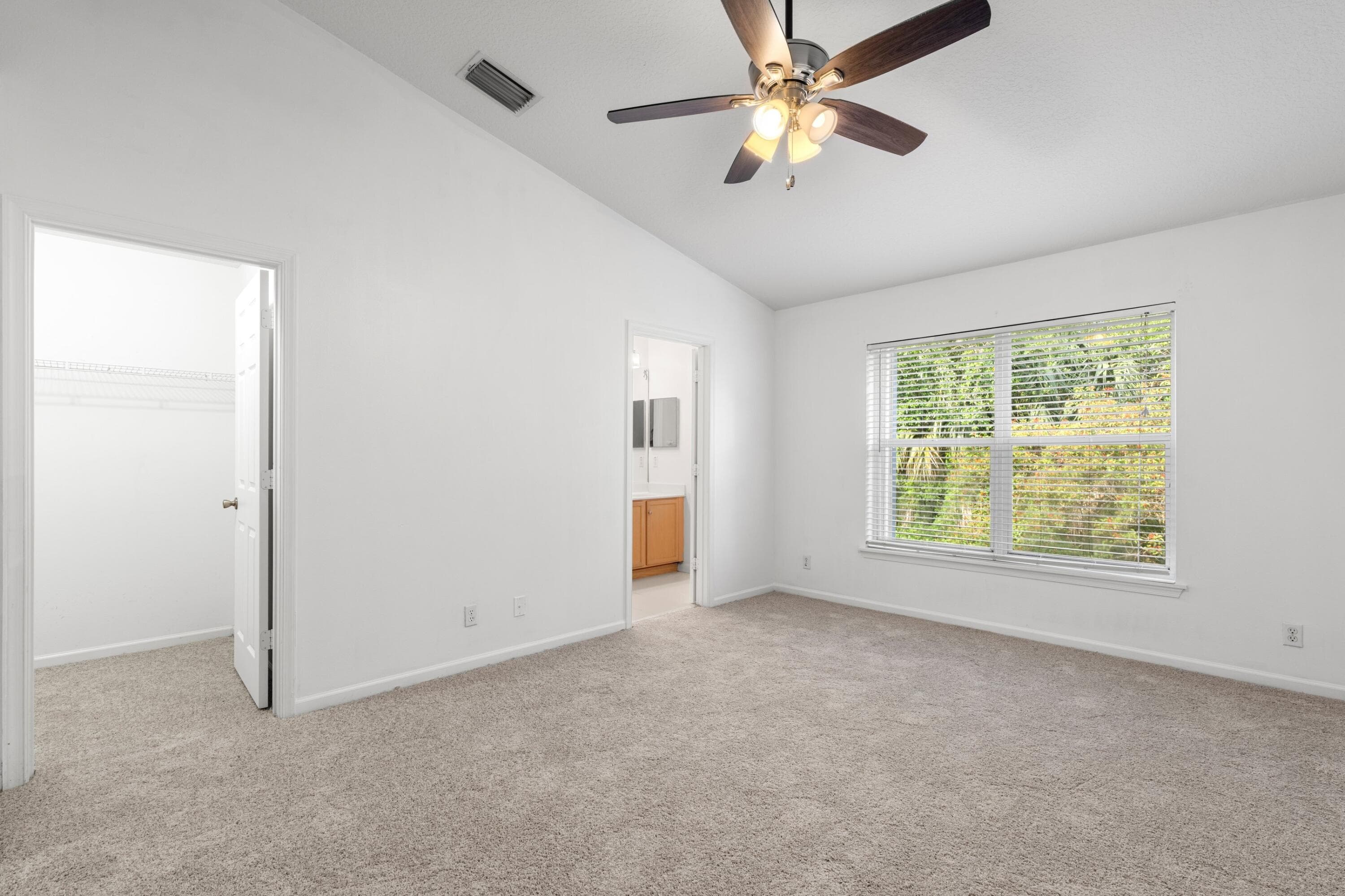 9926 Lago Drive, Boynton Beach, FL 33472 — photo 10 of 15